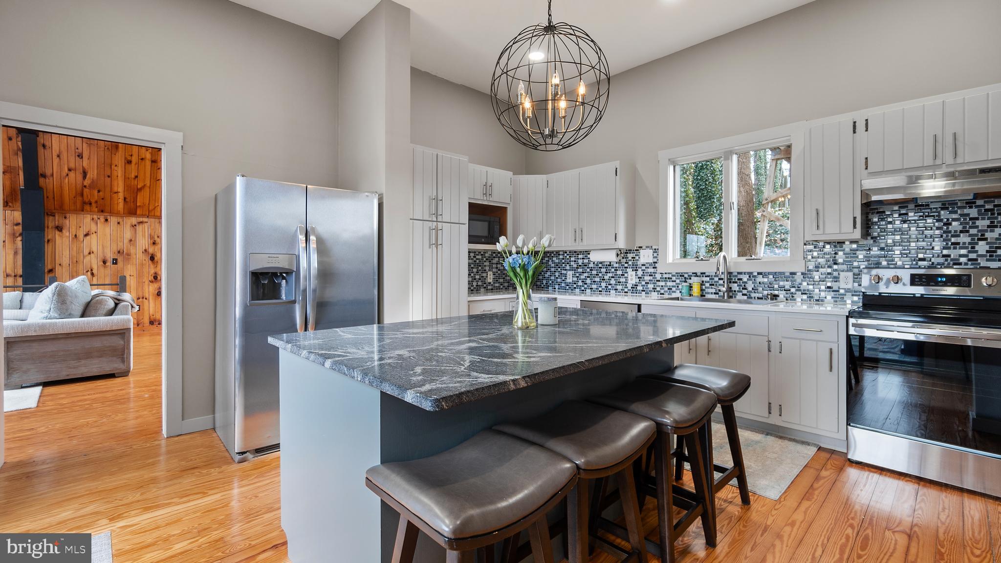 EASTON - Residential