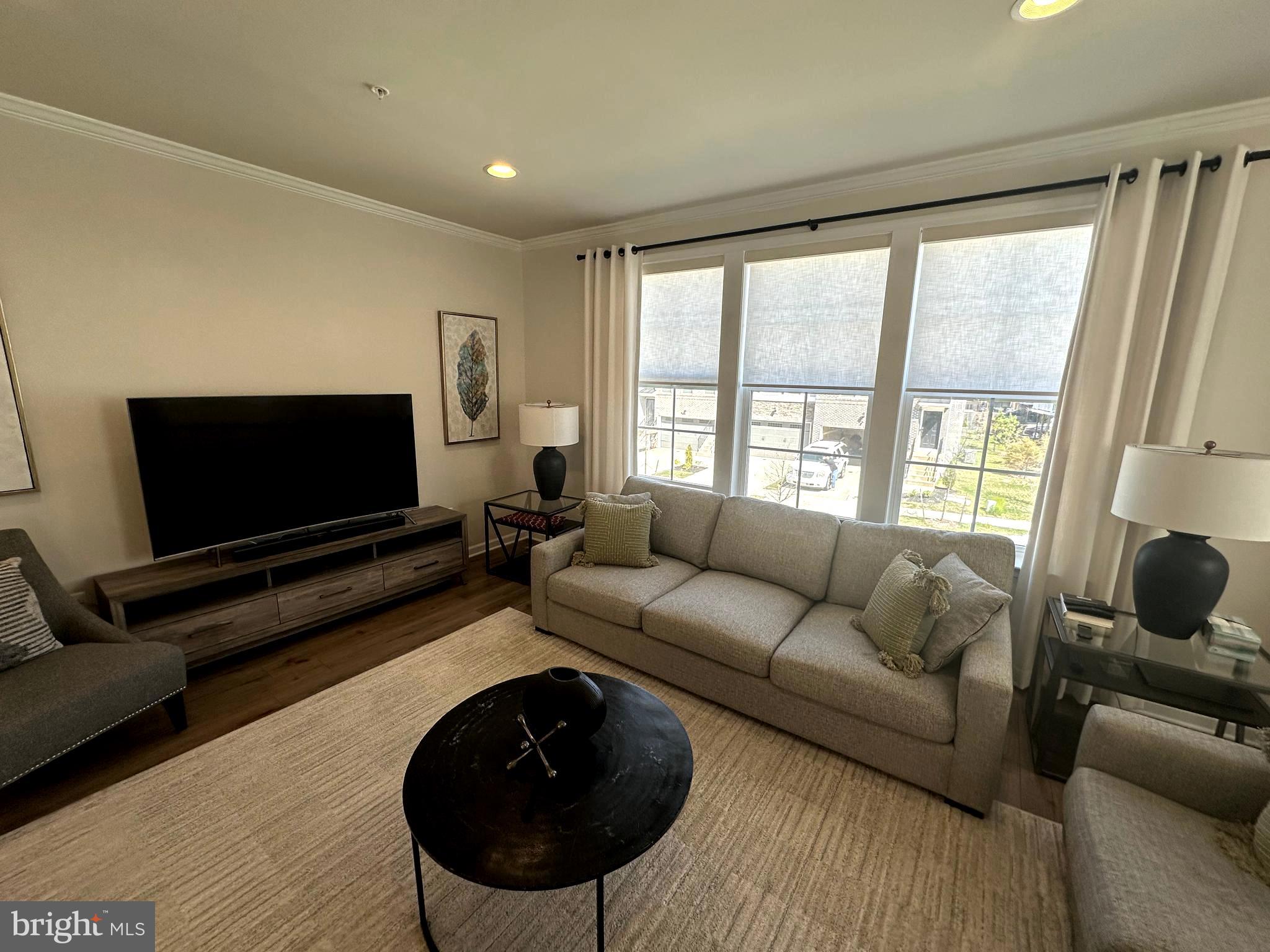 WESTRIDGE AT WESTPHALIA - Residential Lease