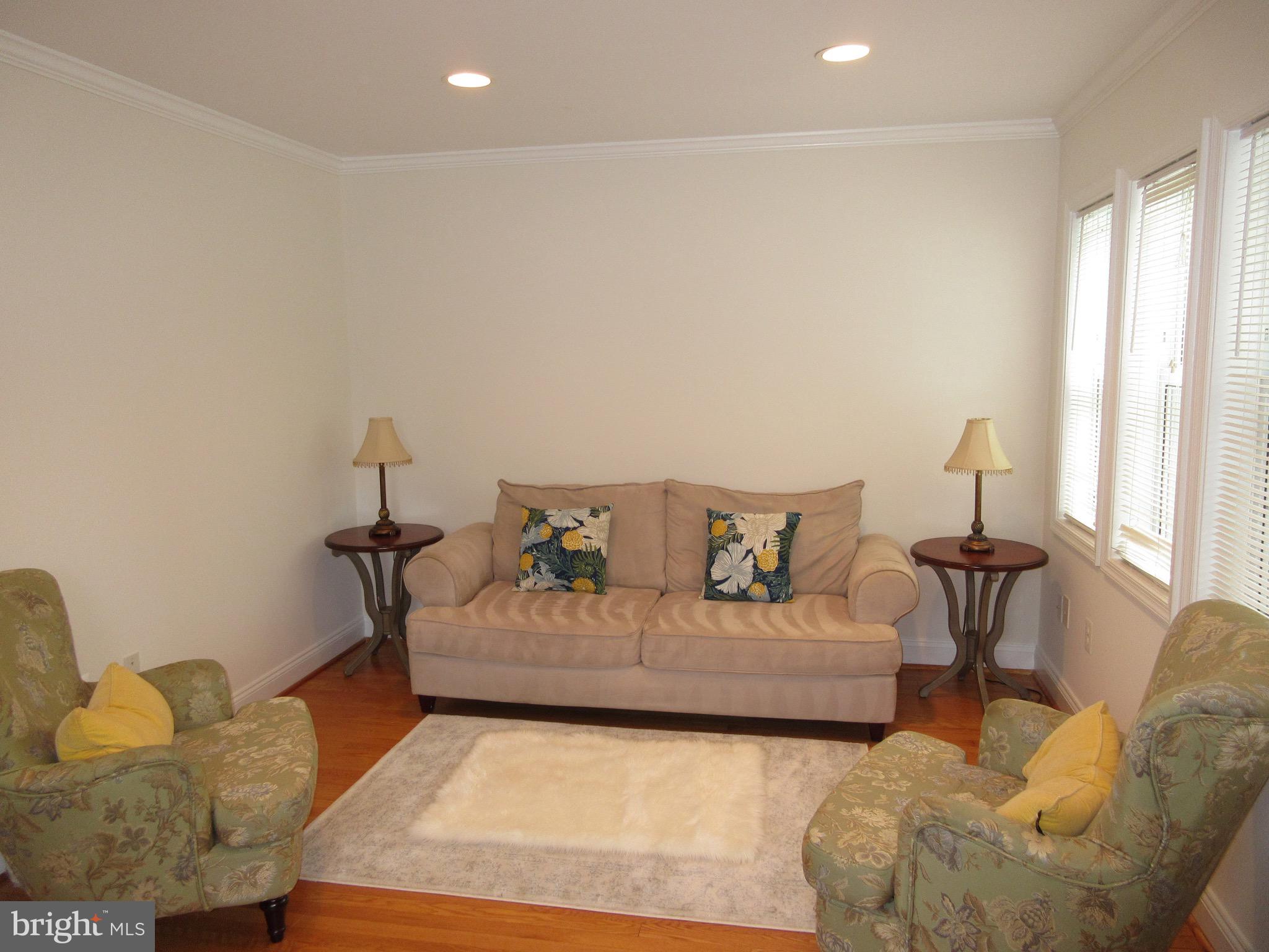 DEL RAY - Residential Lease