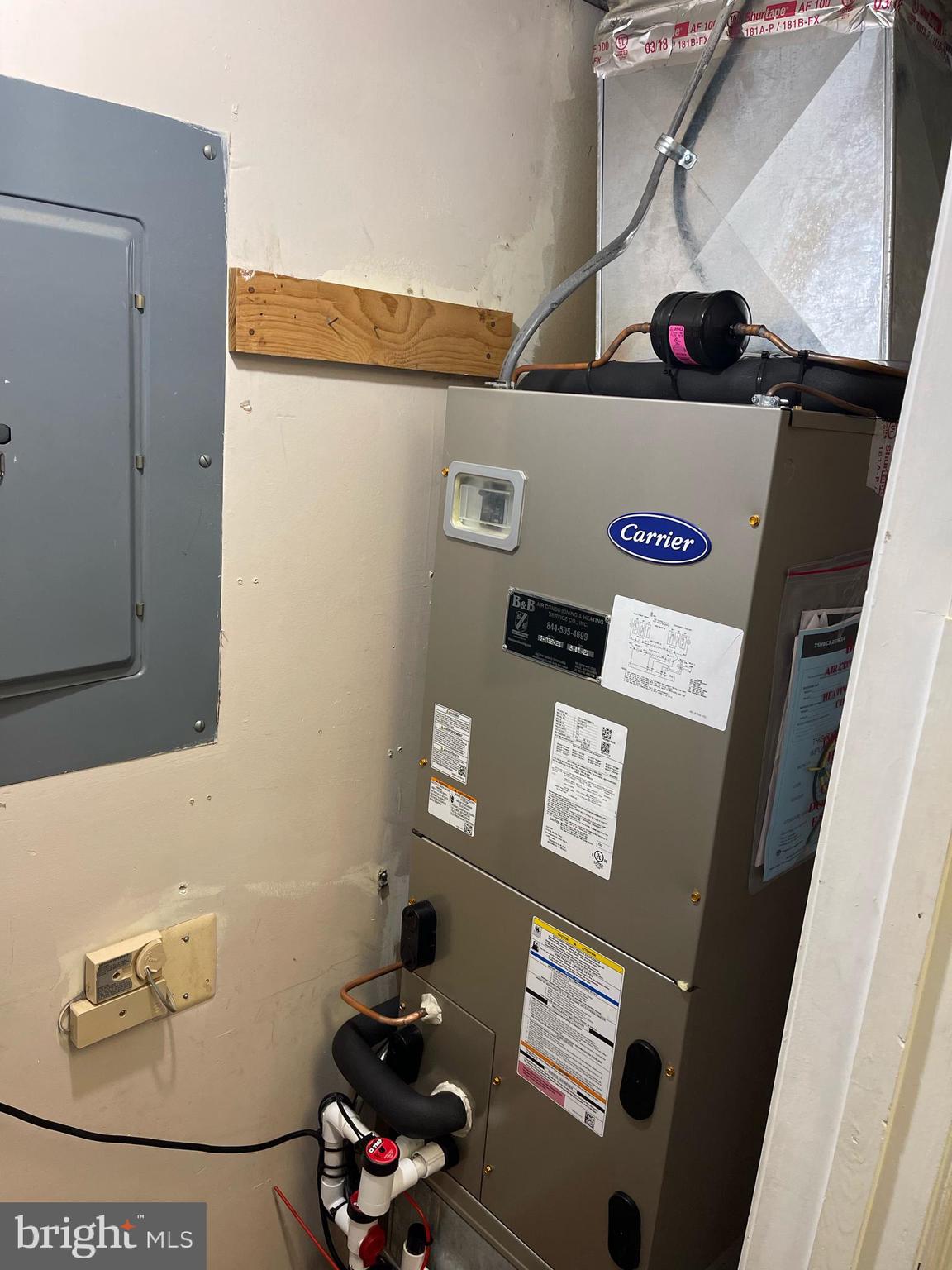 WATERS HOUSE - Residential