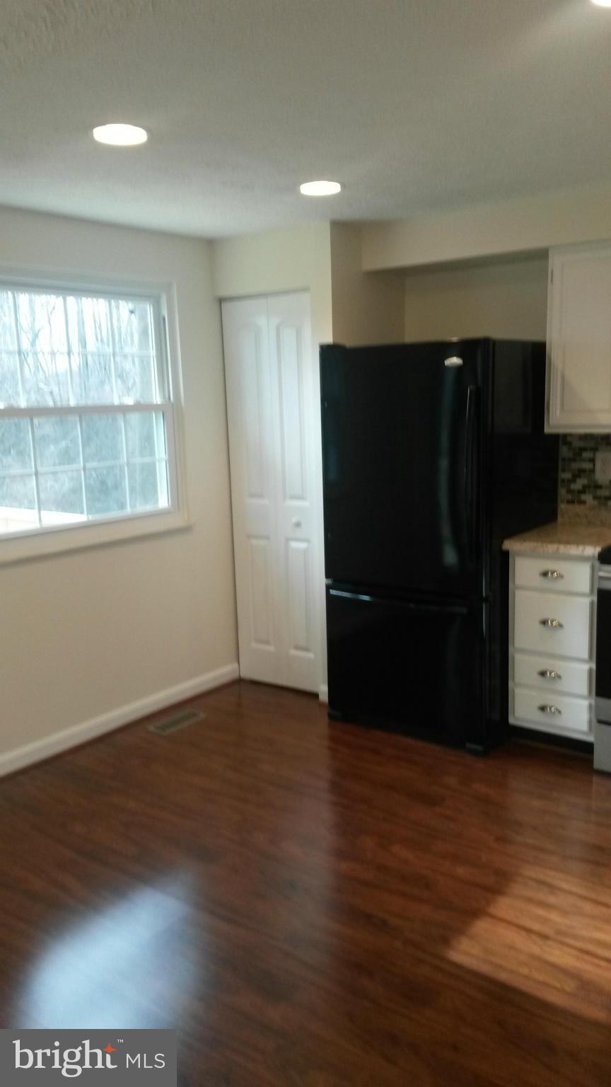 PINEDALE WOODS - Residential