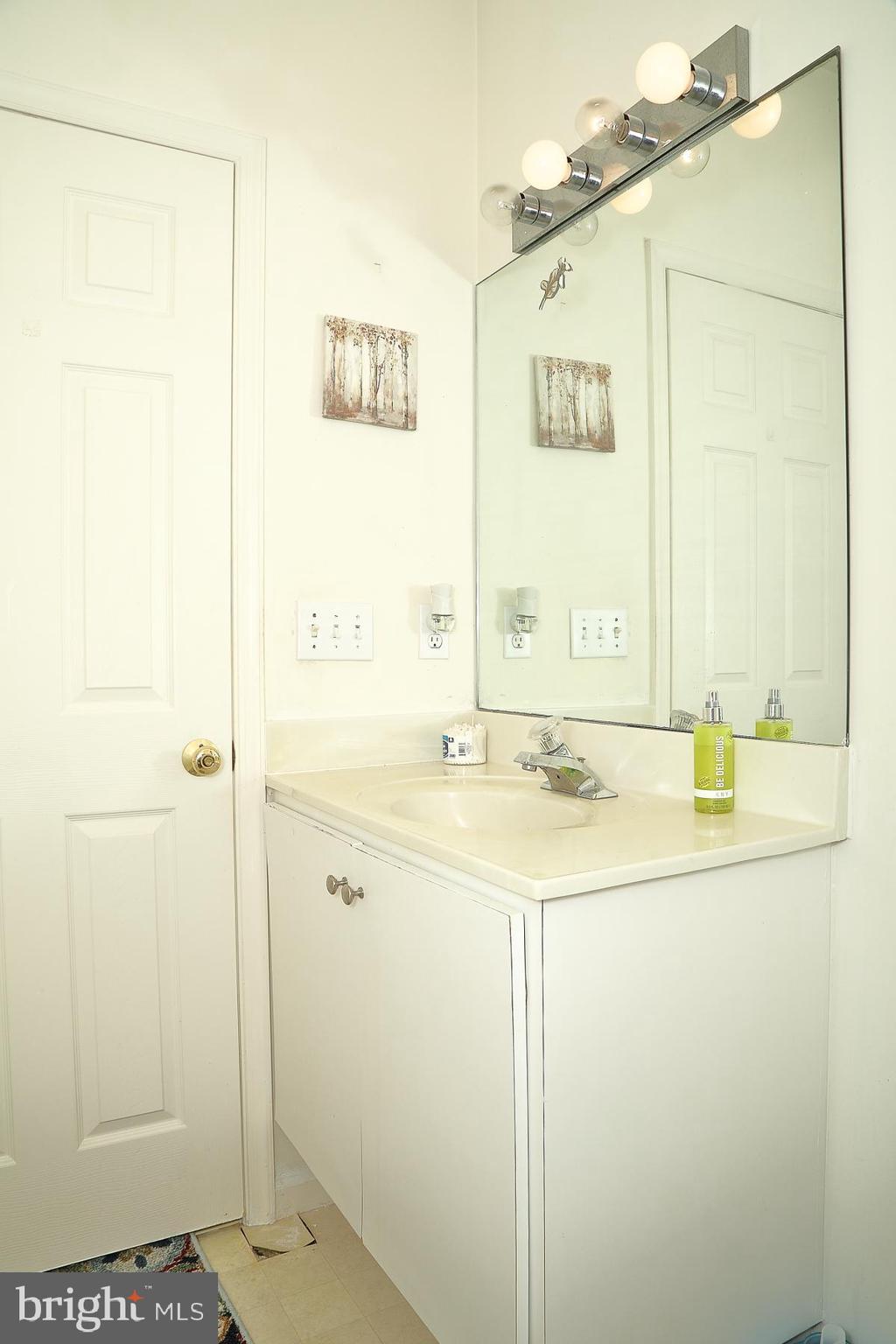 THE ORCHARDS - Residential