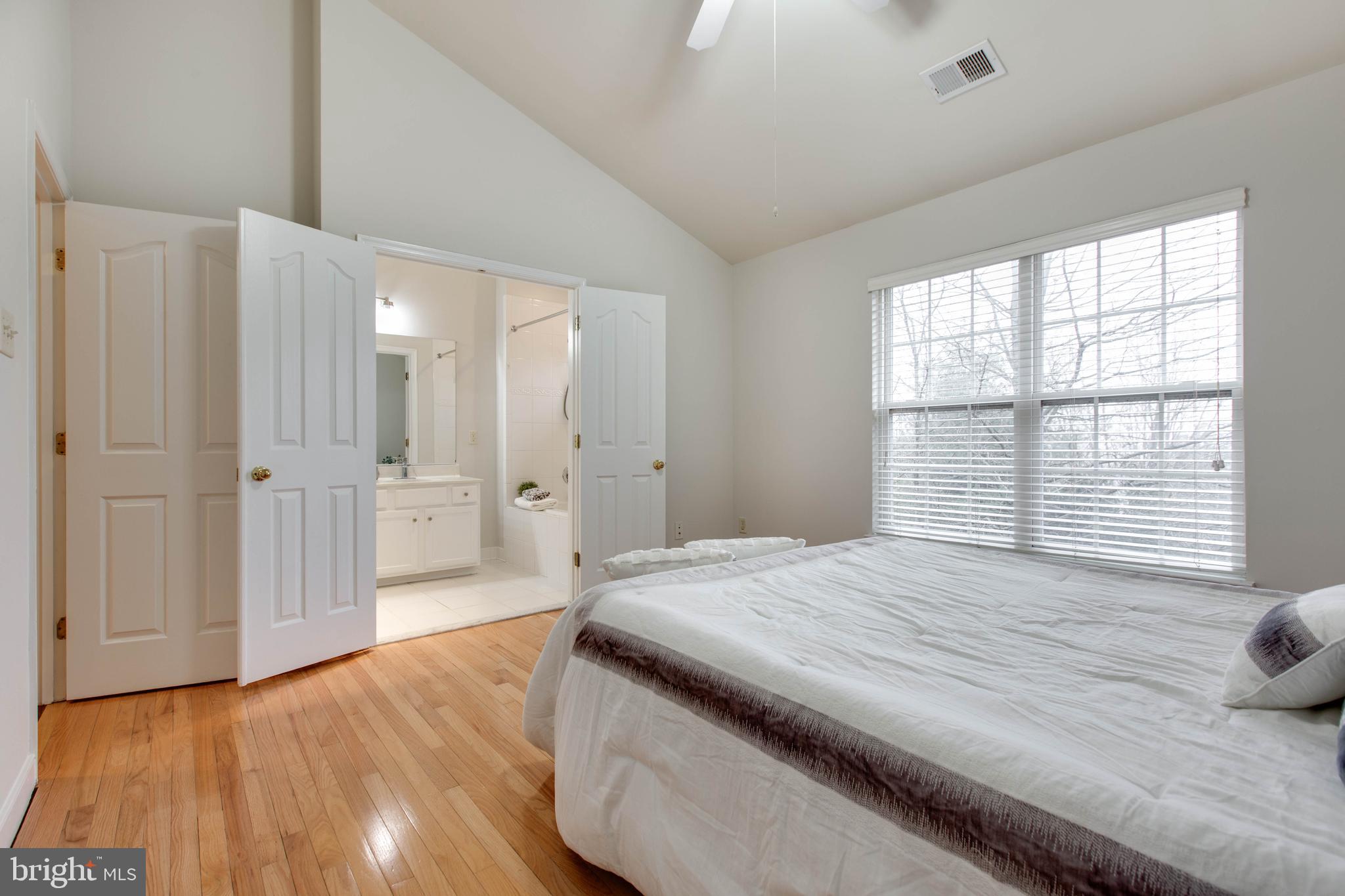 CATONSVILLE MEWS - Residential