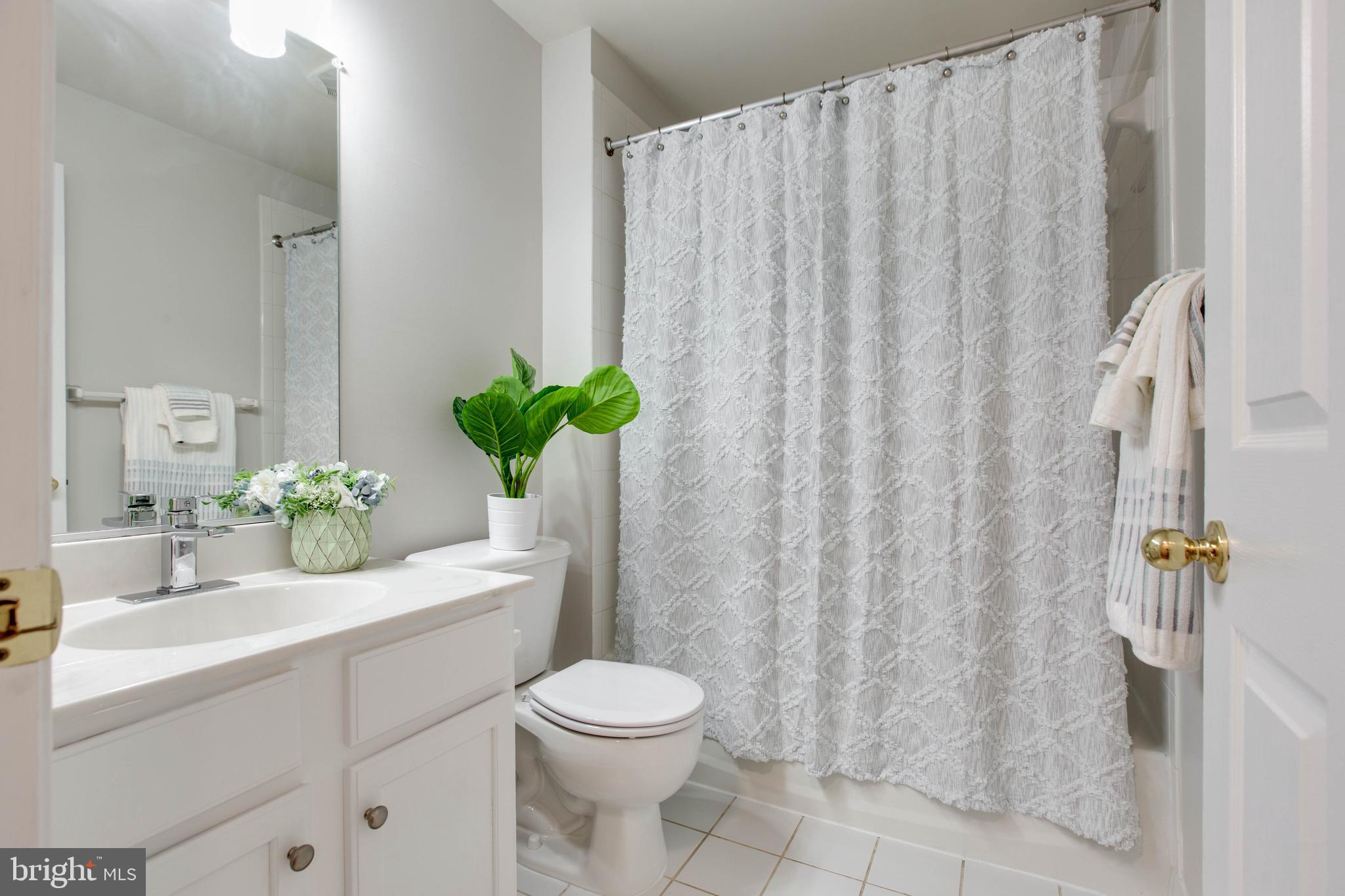 CATONSVILLE MEWS - Residential