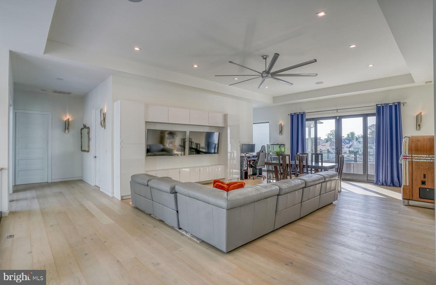 REHOBOTH BEACH YACHT AND CC - Residential