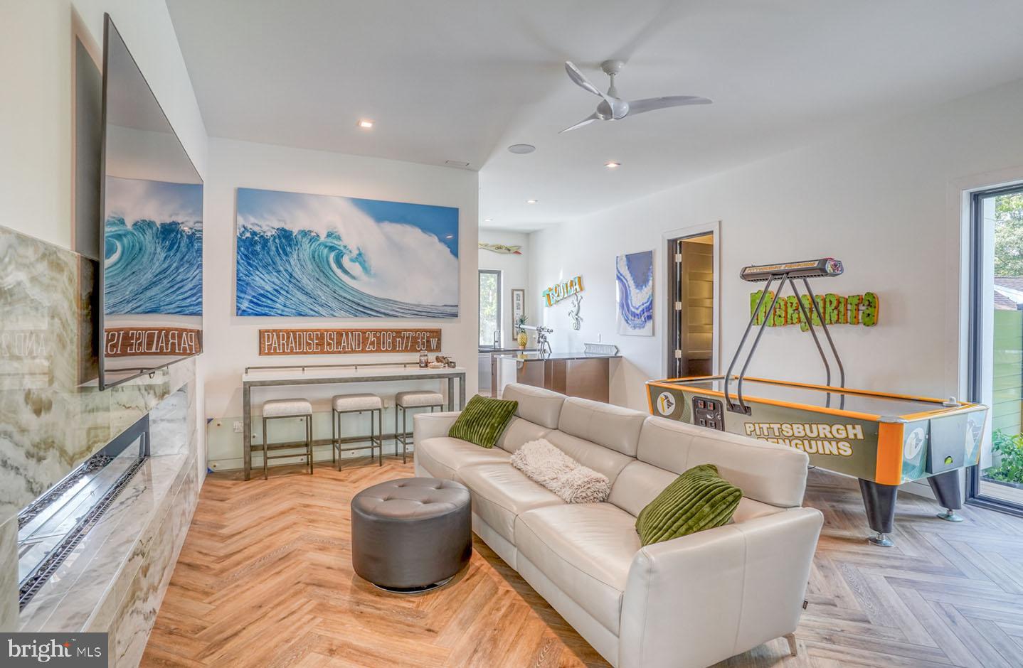 REHOBOTH BEACH YACHT AND CC - Residential