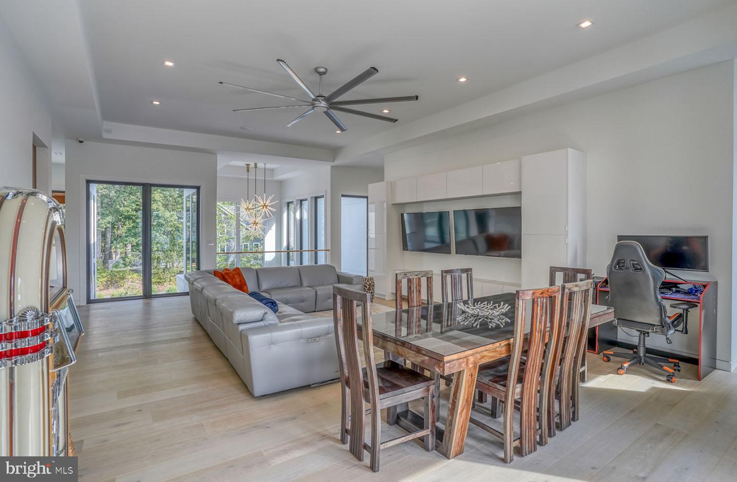 REHOBOTH BEACH YACHT AND CC - Residential