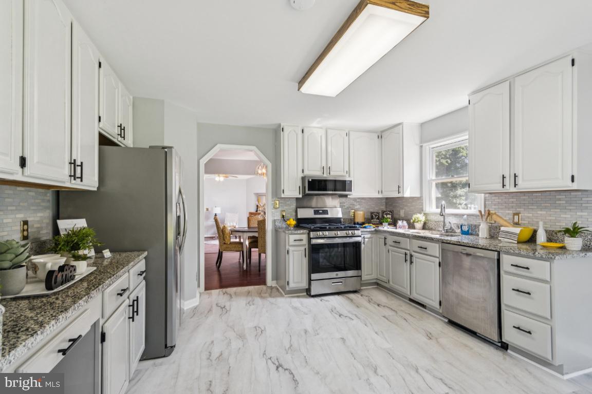 LEE'S HILL - Residential