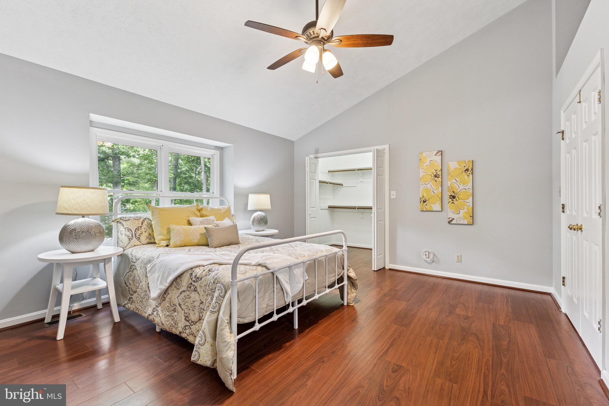 LEE'S HILL - Residential