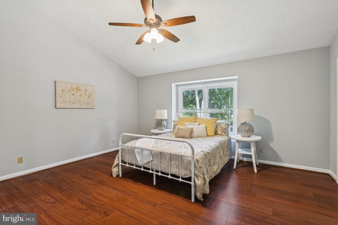 LEE'S HILL - Residential