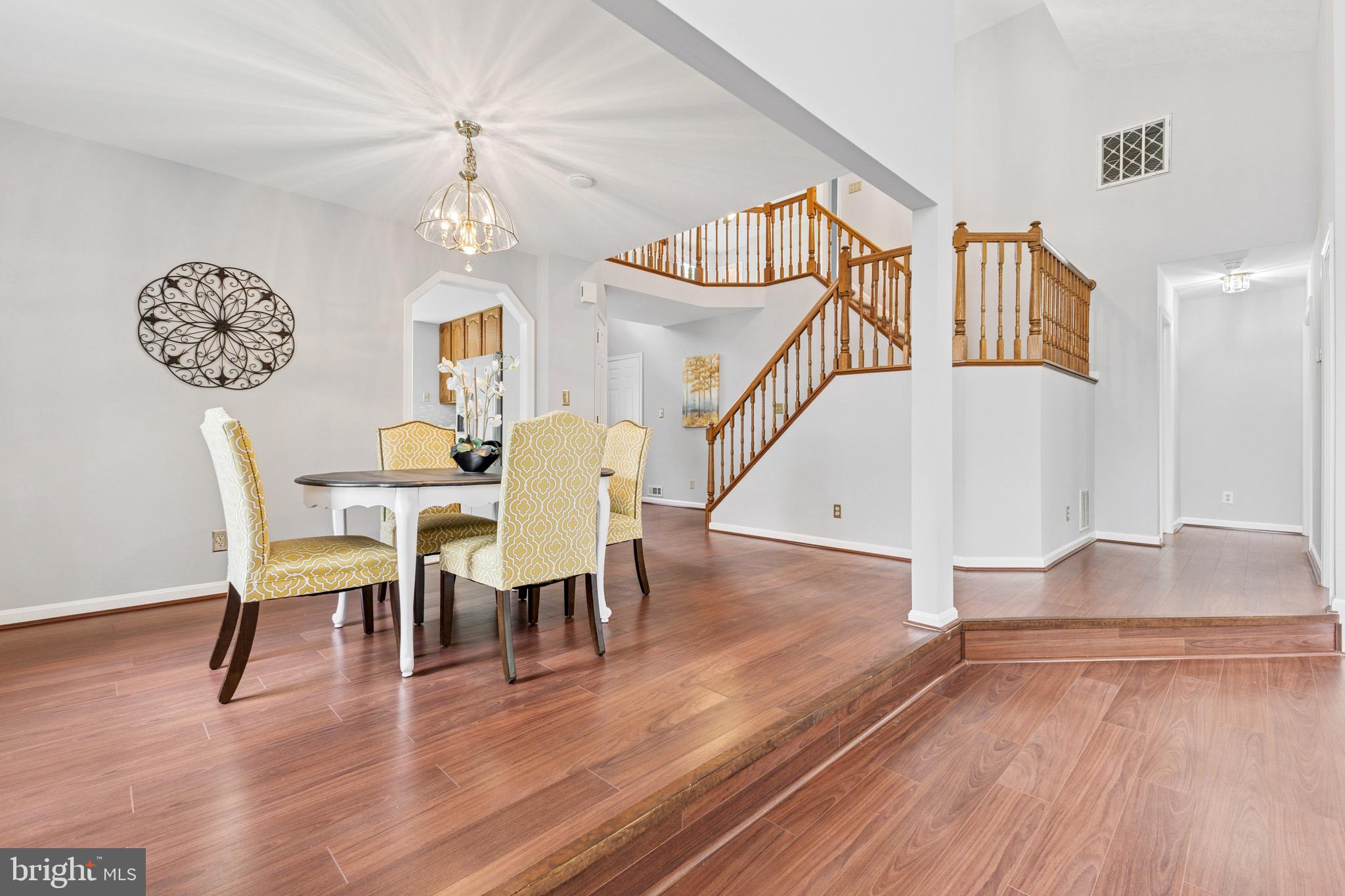 LEE'S HILL - Residential