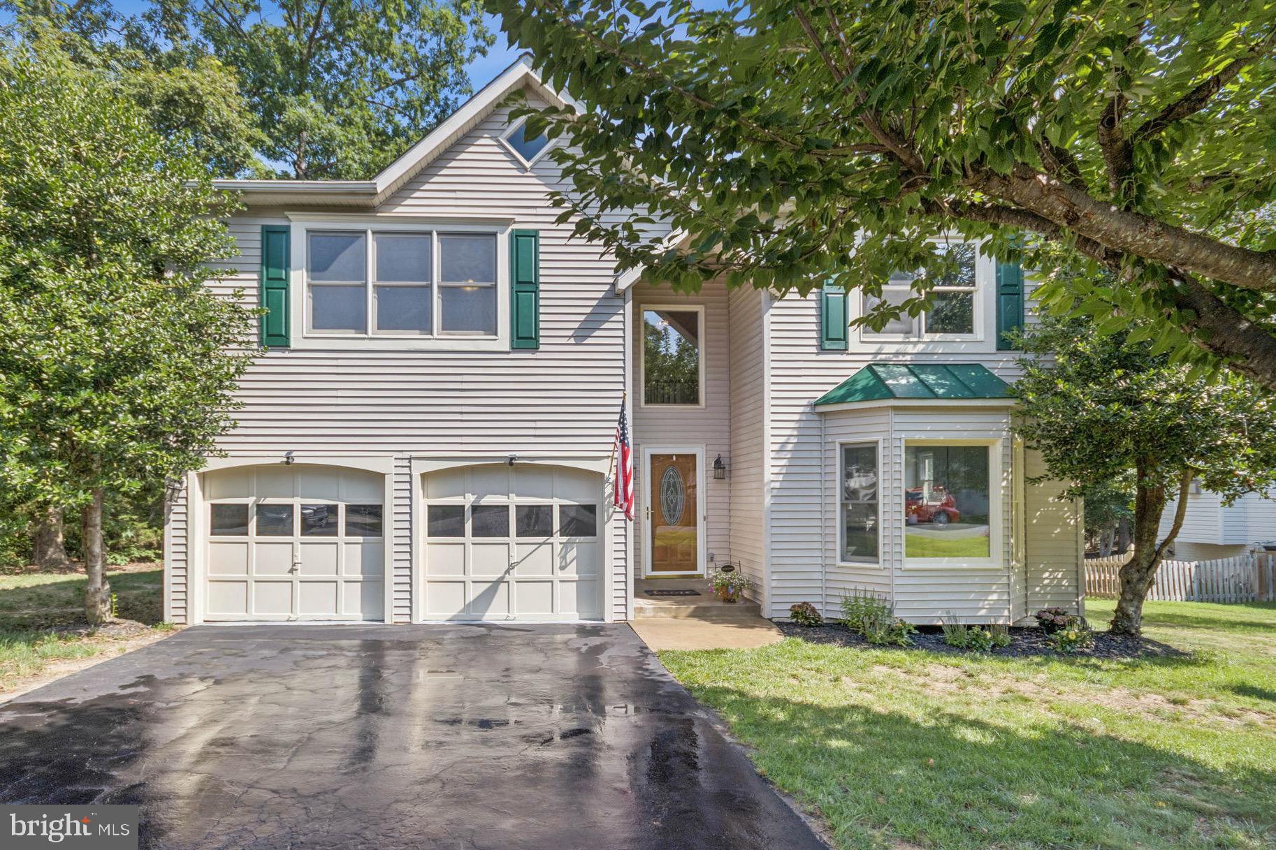 LEE'S HILL - Residential