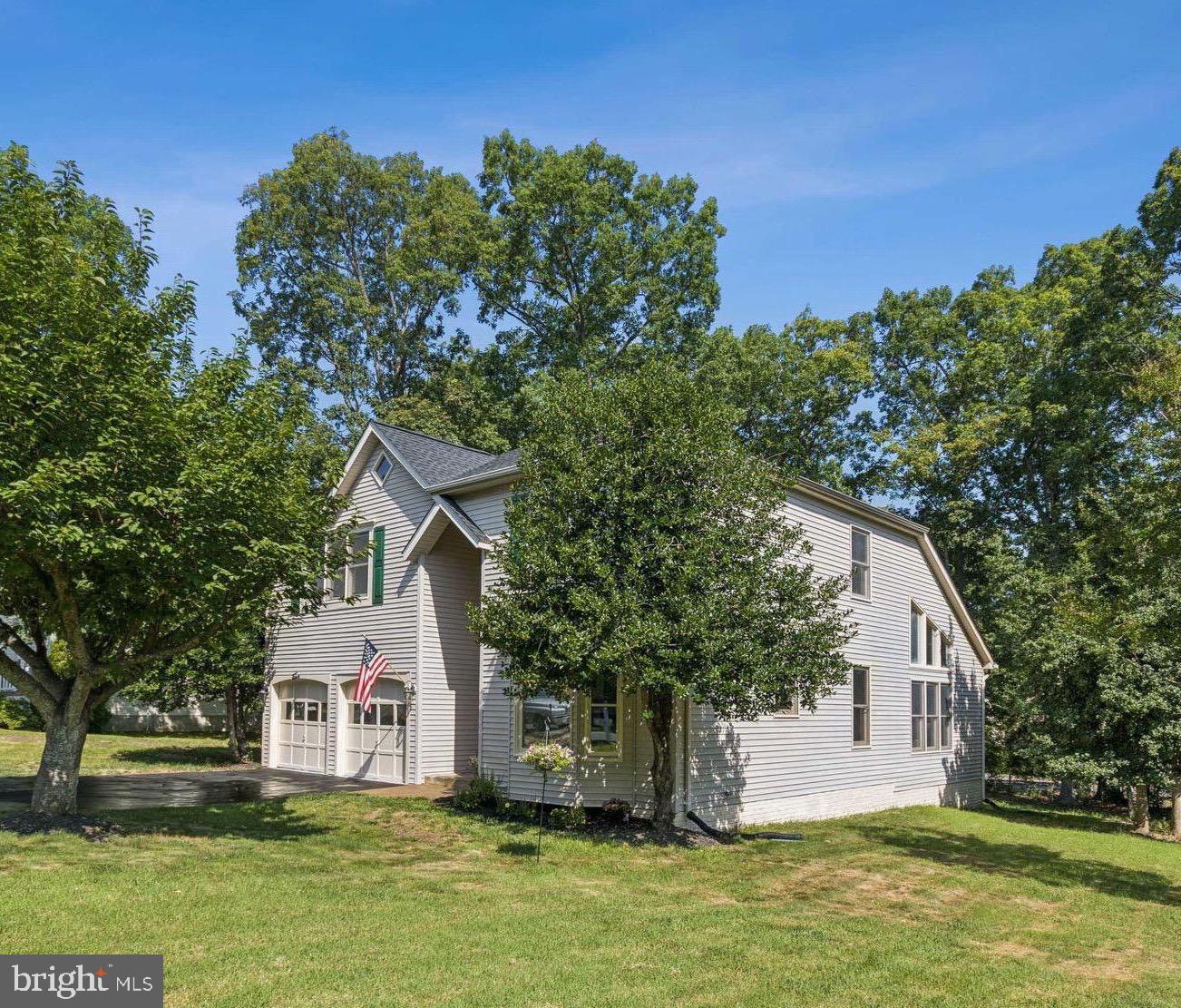 LEE'S HILL - Residential