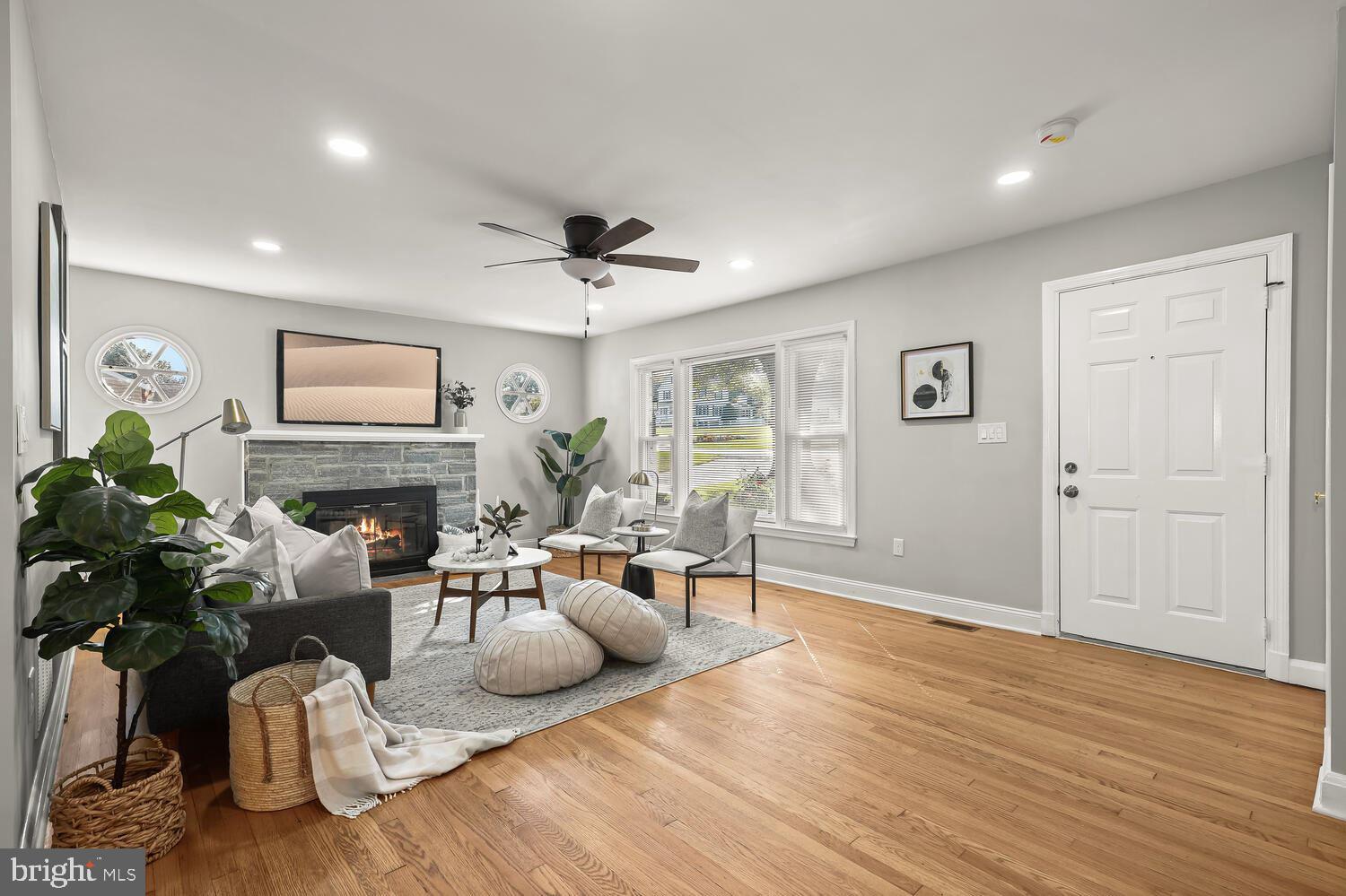 PERRY HALL - Residential