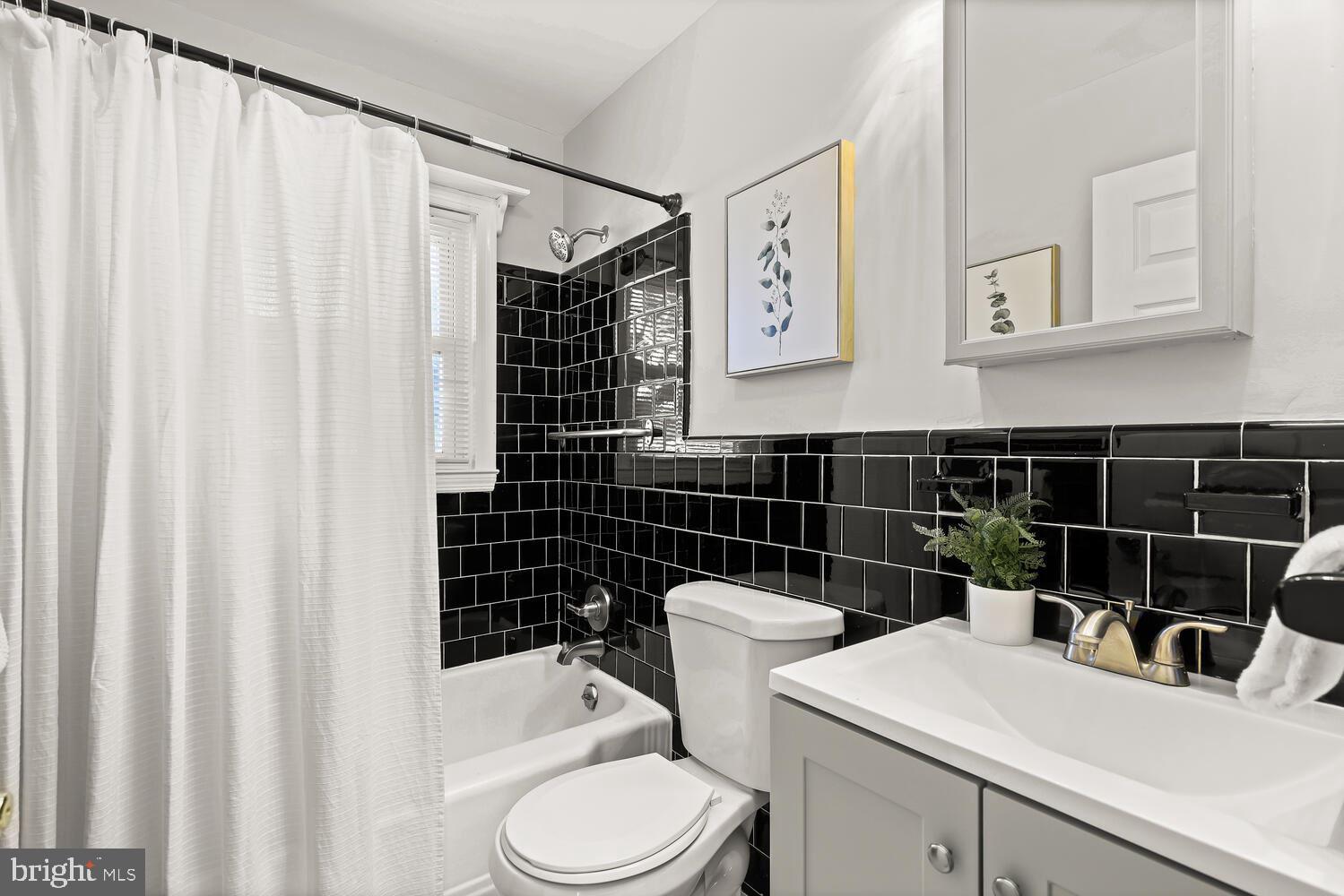 PERRY HALL - Residential