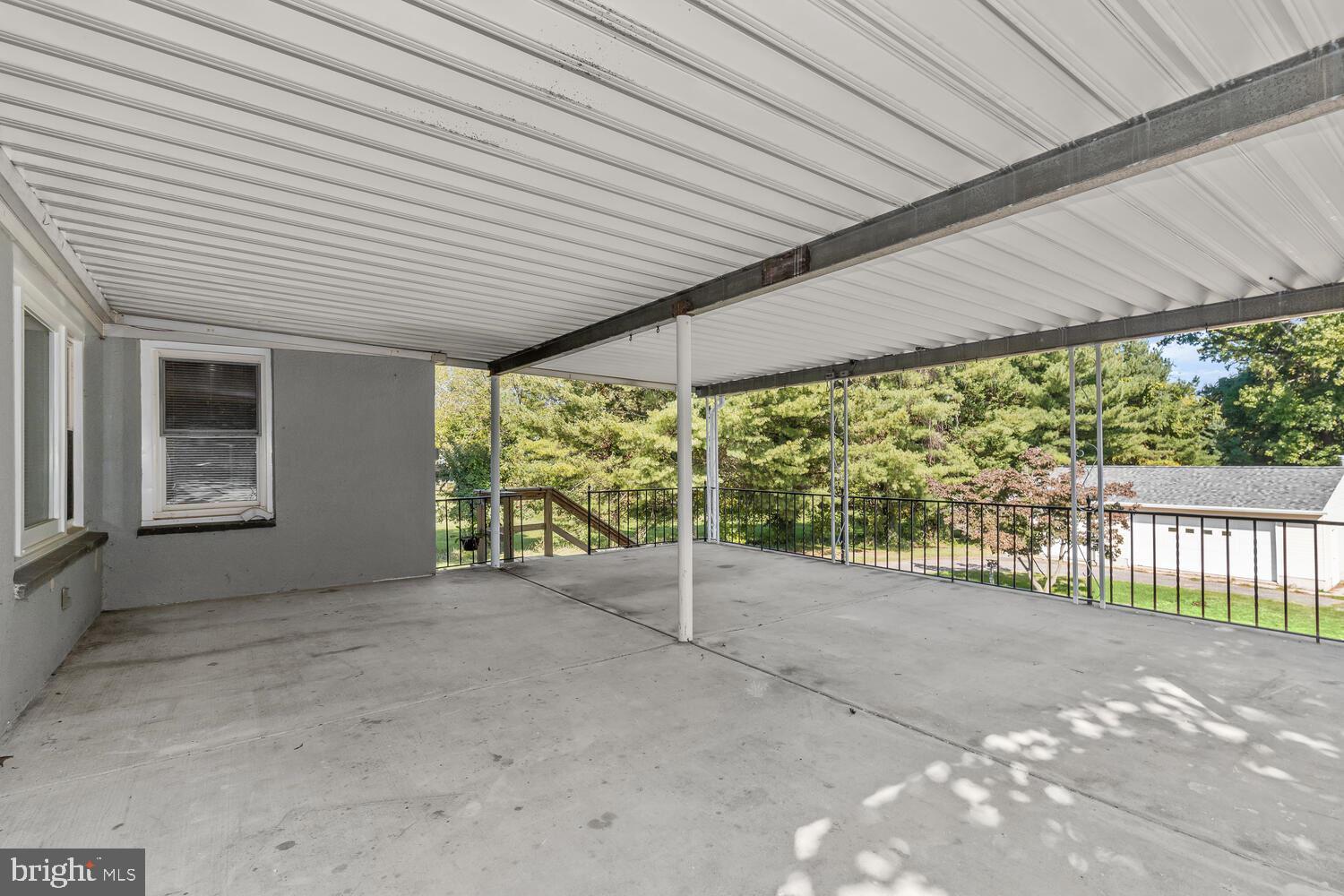 PERRY HALL - Residential