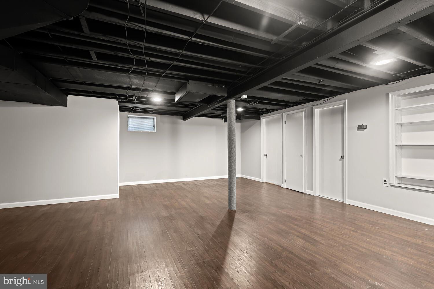 PERRY HALL - Residential