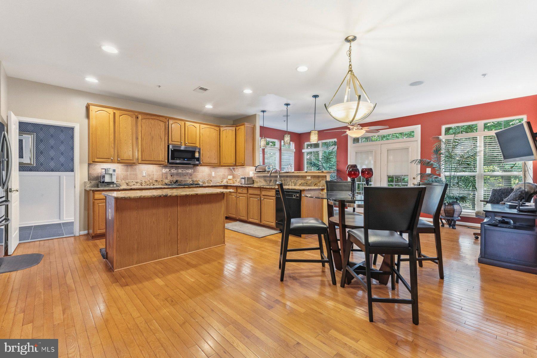 9407 TRUMPET LANE