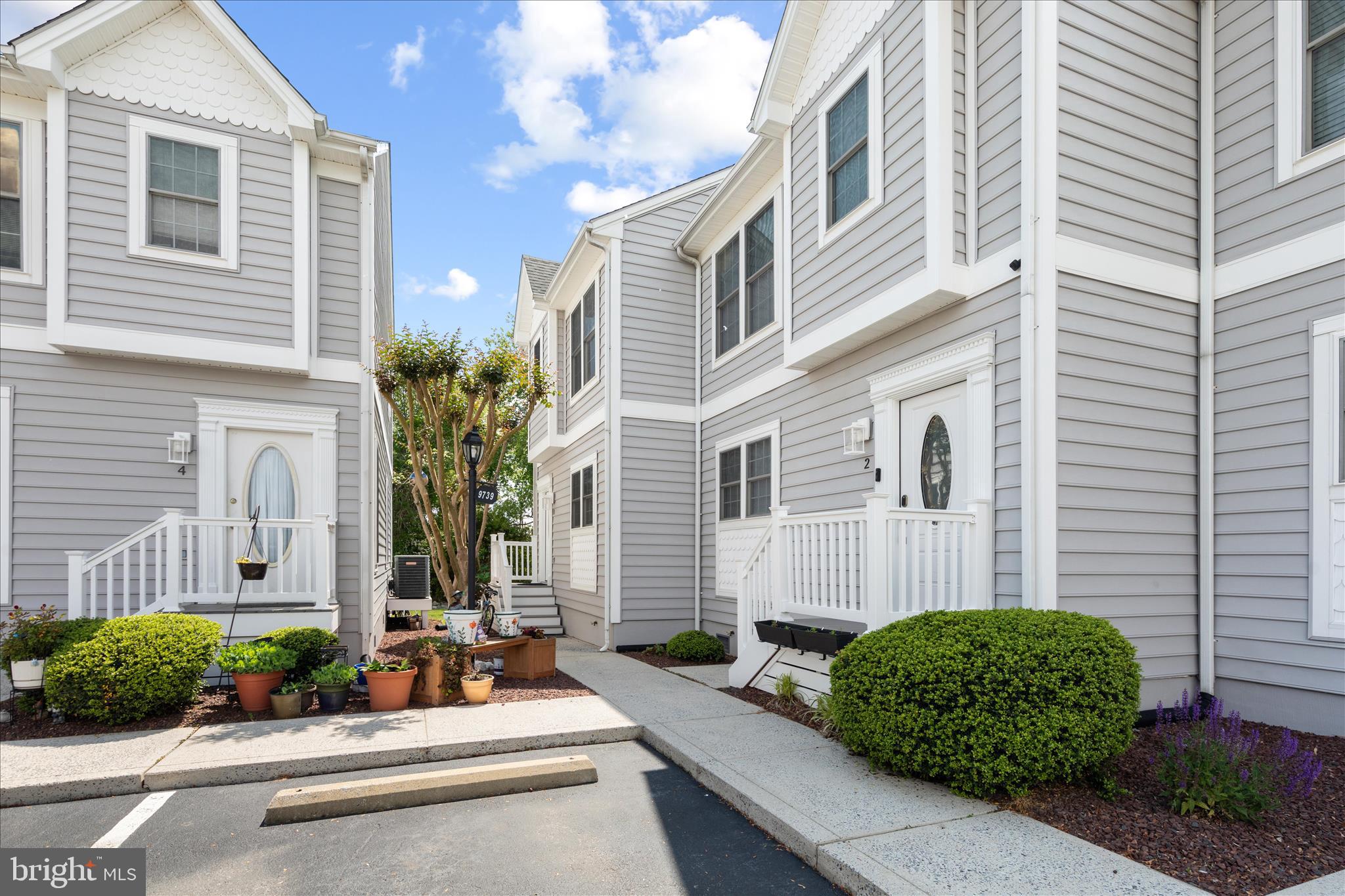 9739 GOLF COURSE ROAD D102