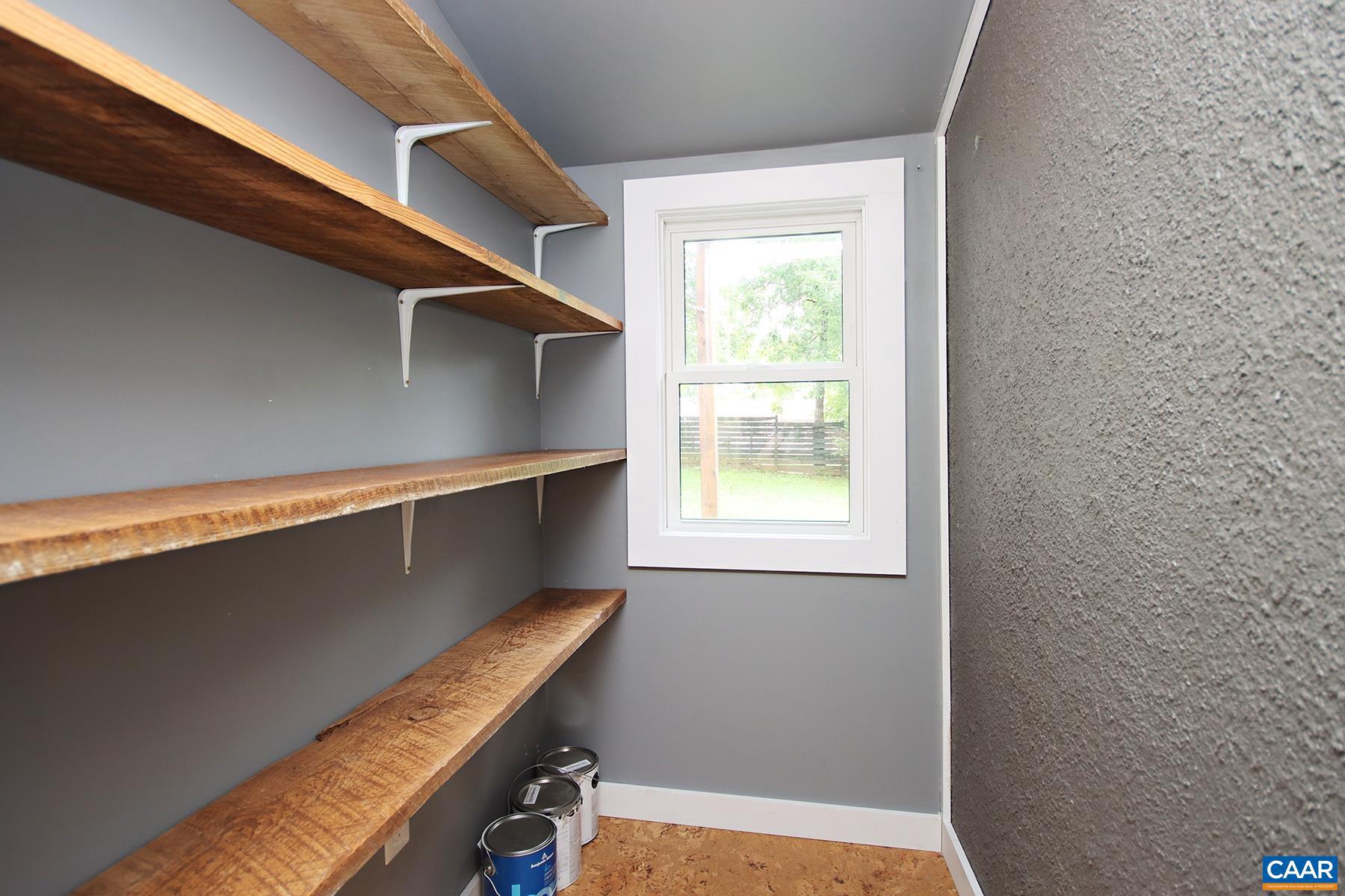 BELMONT - Residential Lease