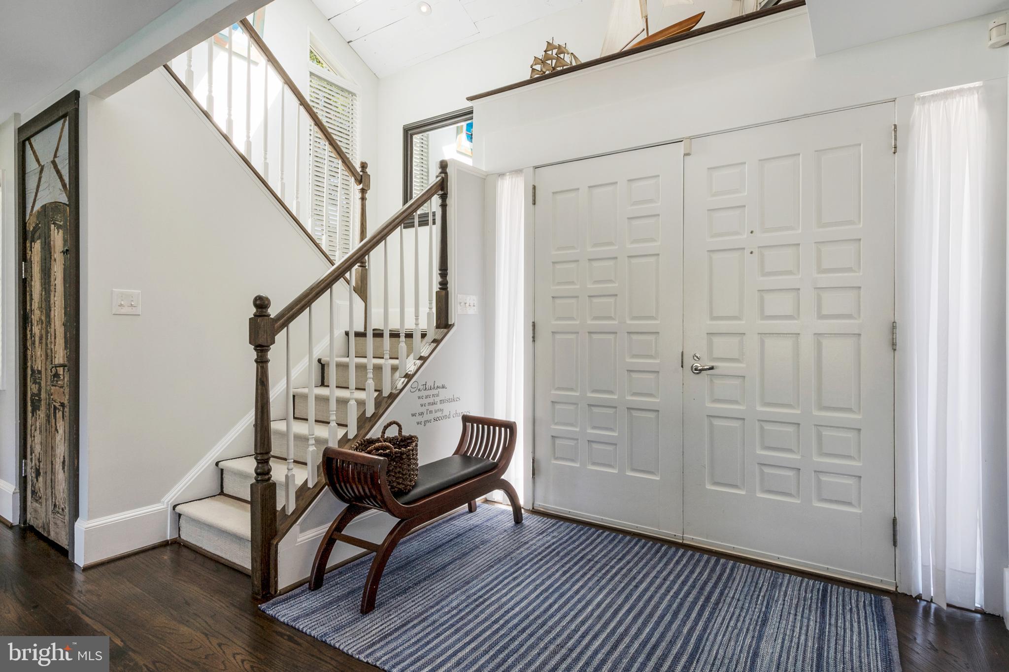 EDGEWATER - Residential