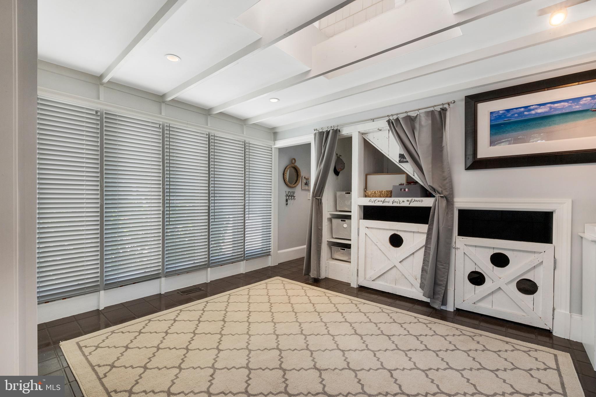 EDGEWATER - Residential