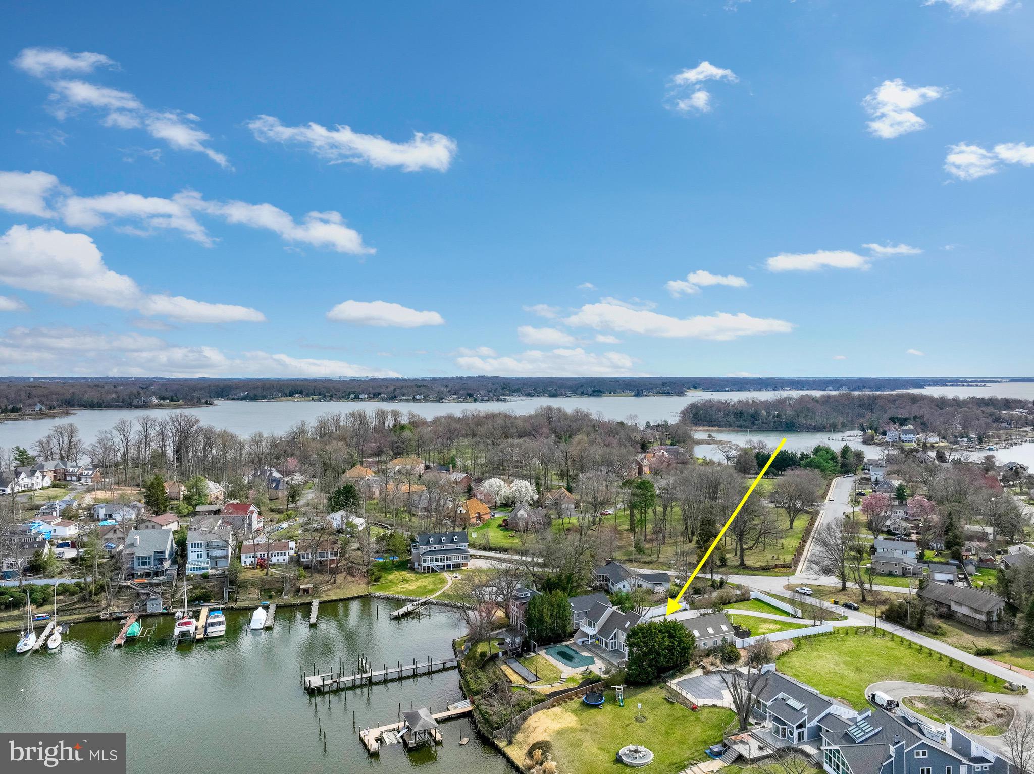 EDGEWATER - Residential