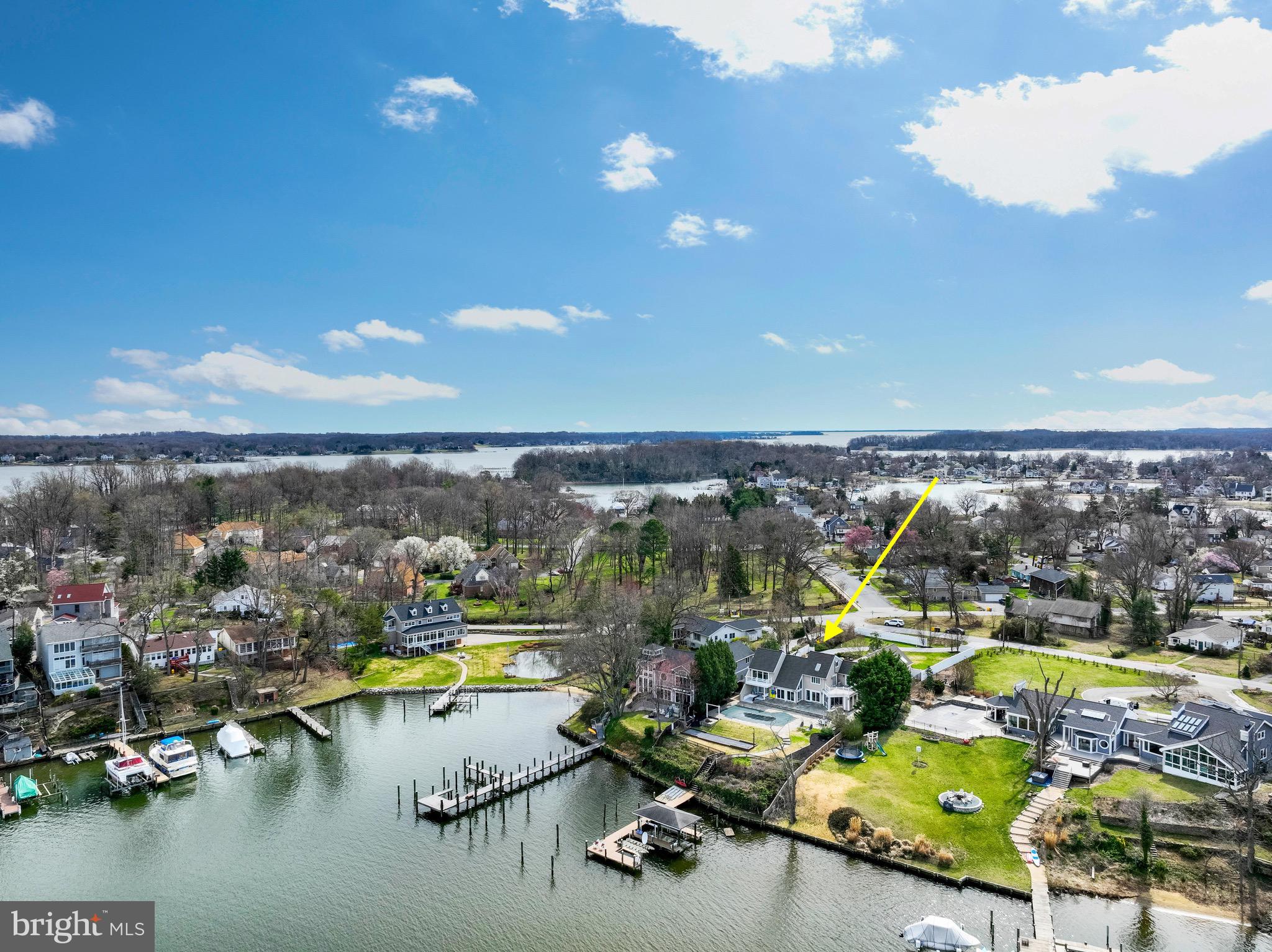 EDGEWATER - Residential