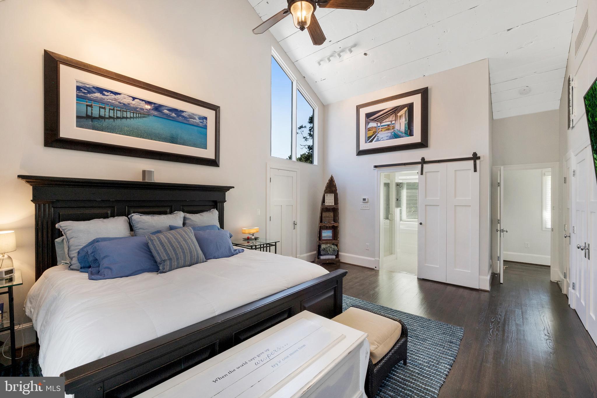 EDGEWATER - Residential