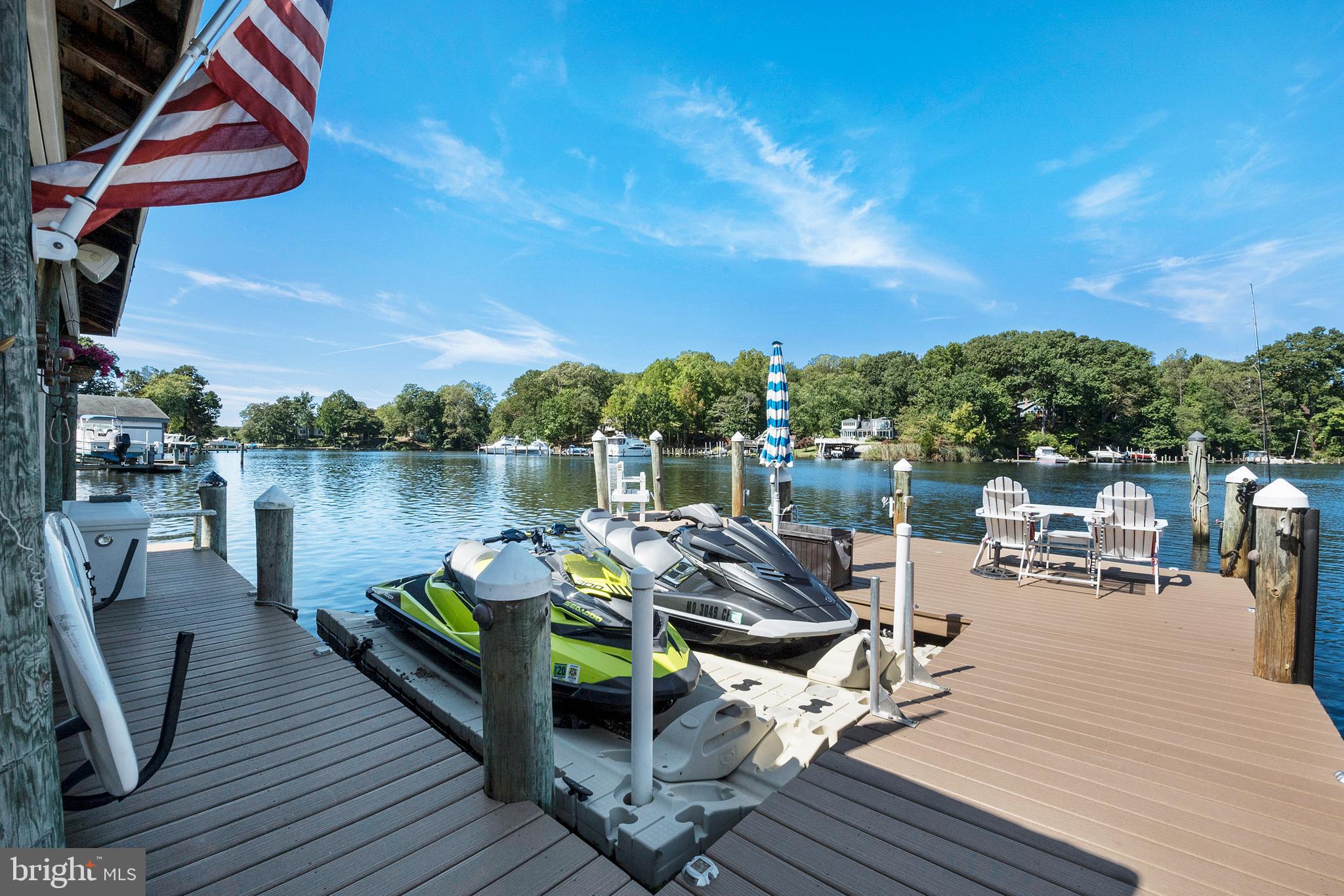 EDGEWATER - Residential