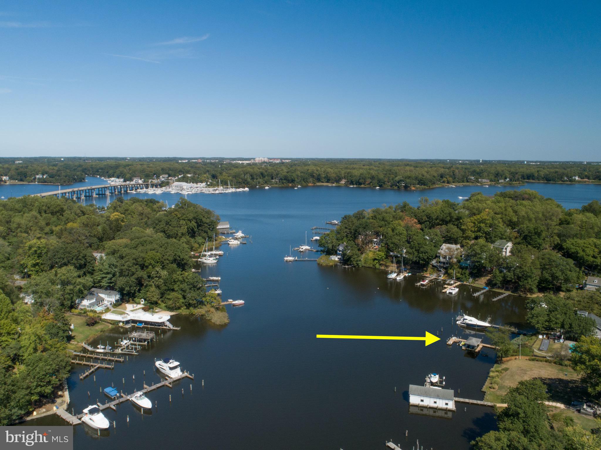 EDGEWATER - Residential