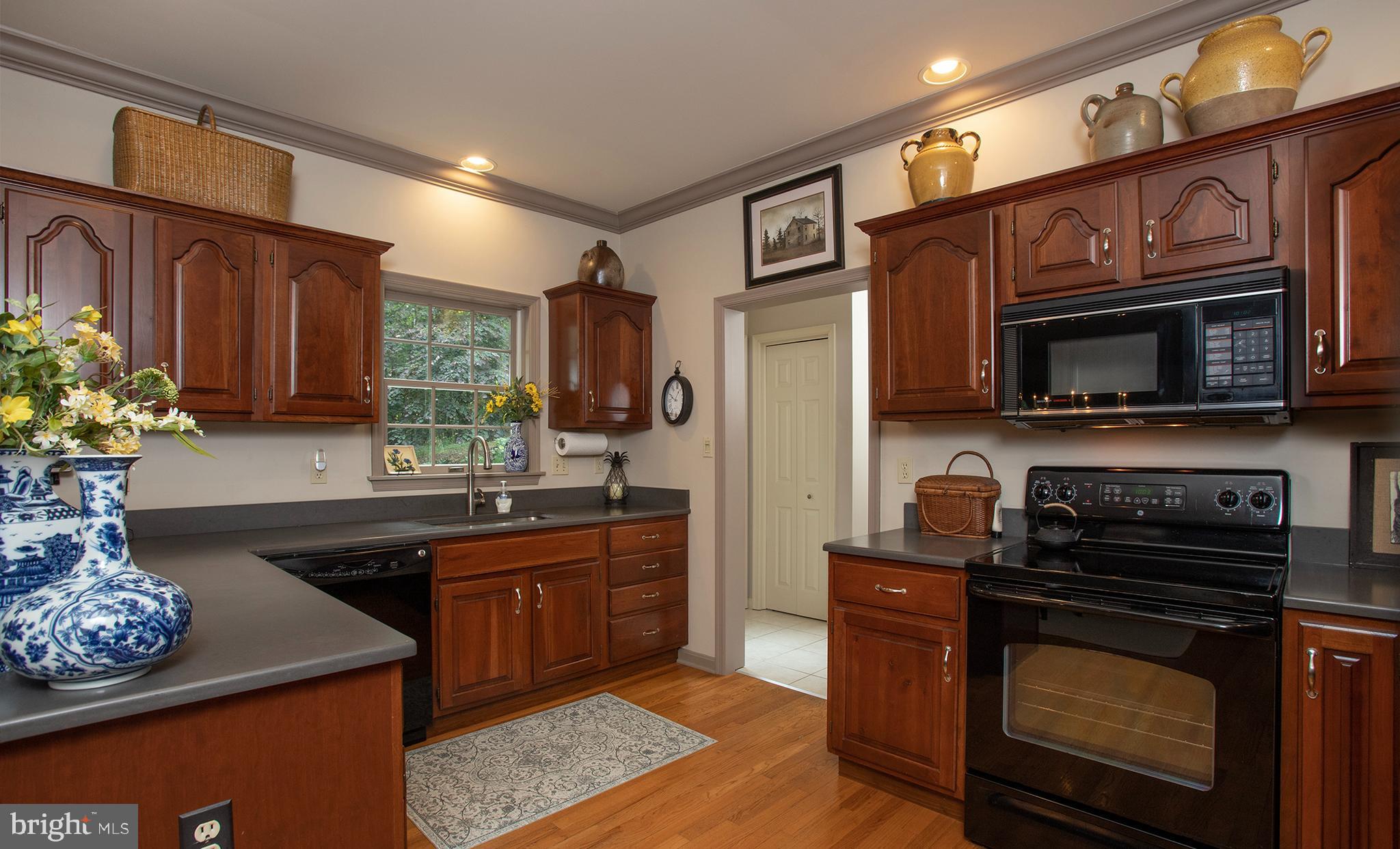 VILLAGE OF INNSBRUCK - Residential