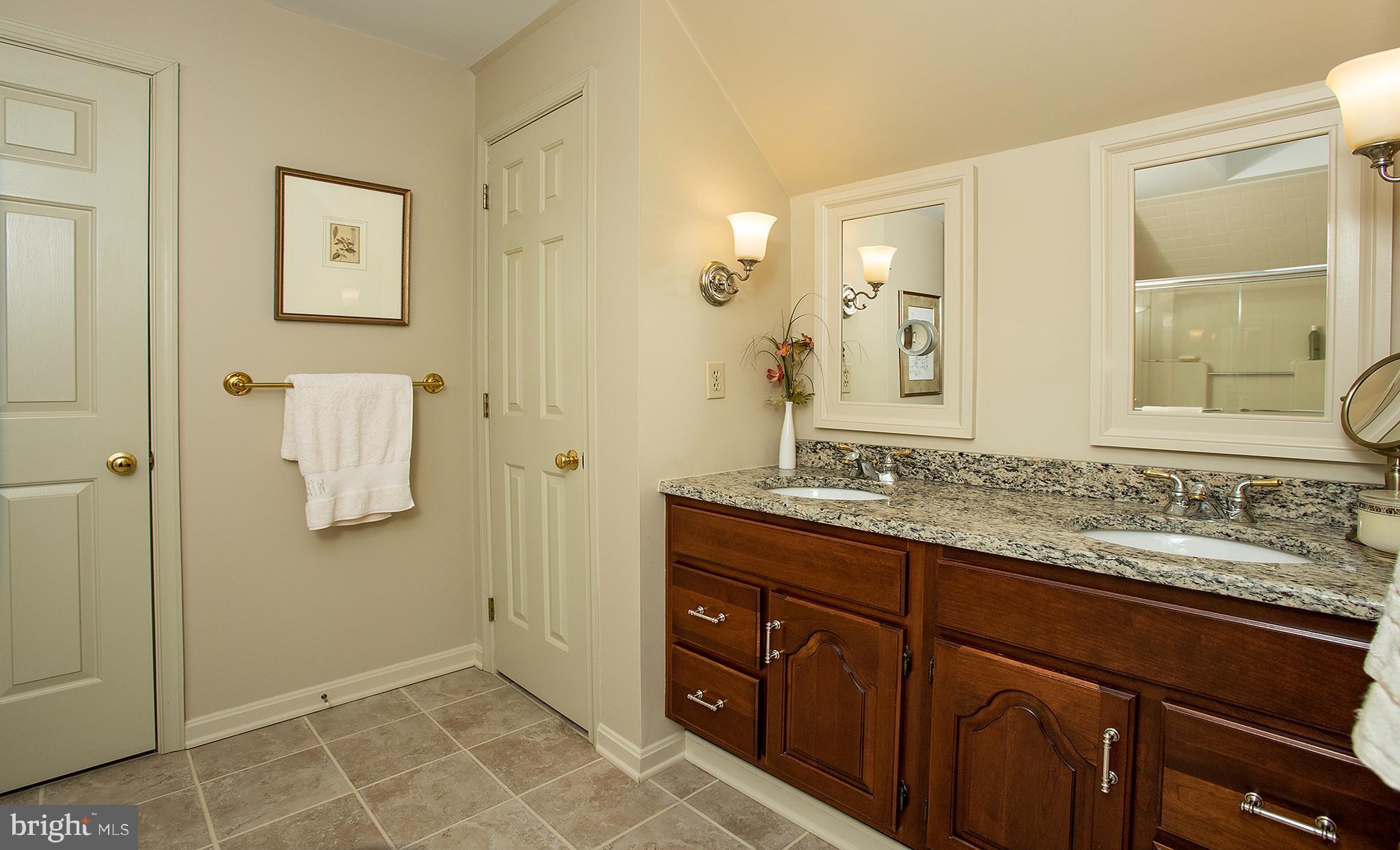 VILLAGE OF INNSBRUCK - Residential