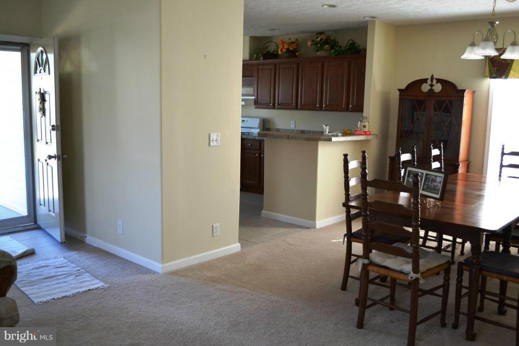 MEADOWS OF CHANTILLY - Residential