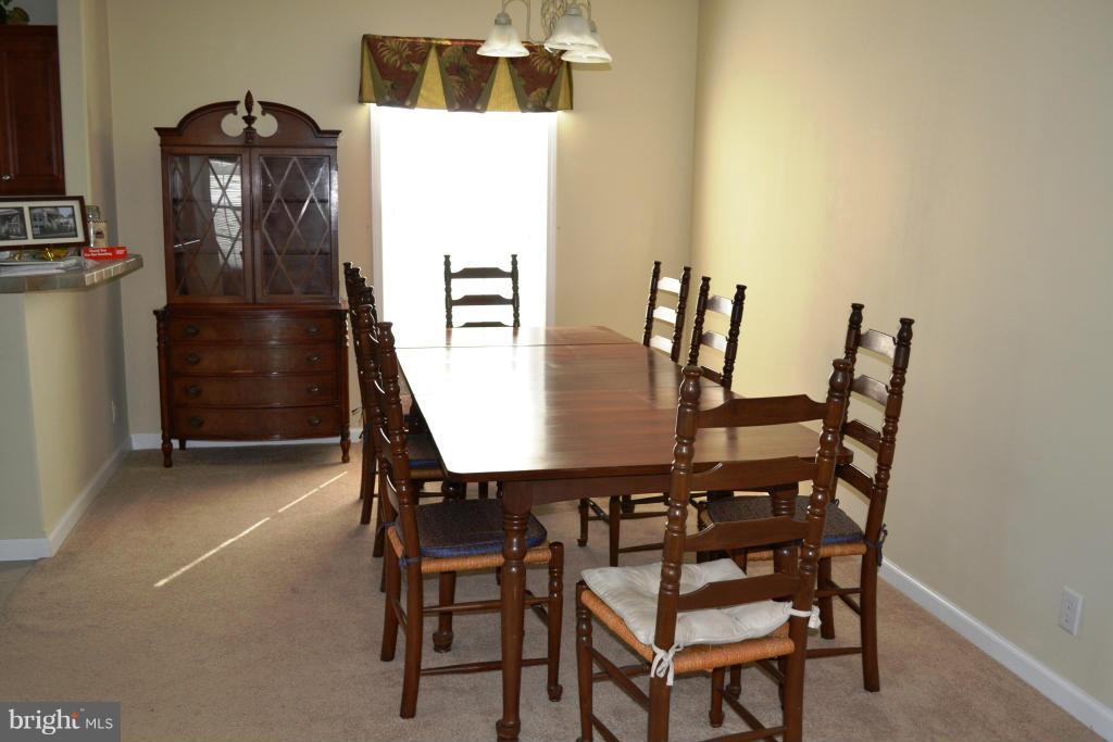 MEADOWS OF CHANTILLY - Residential