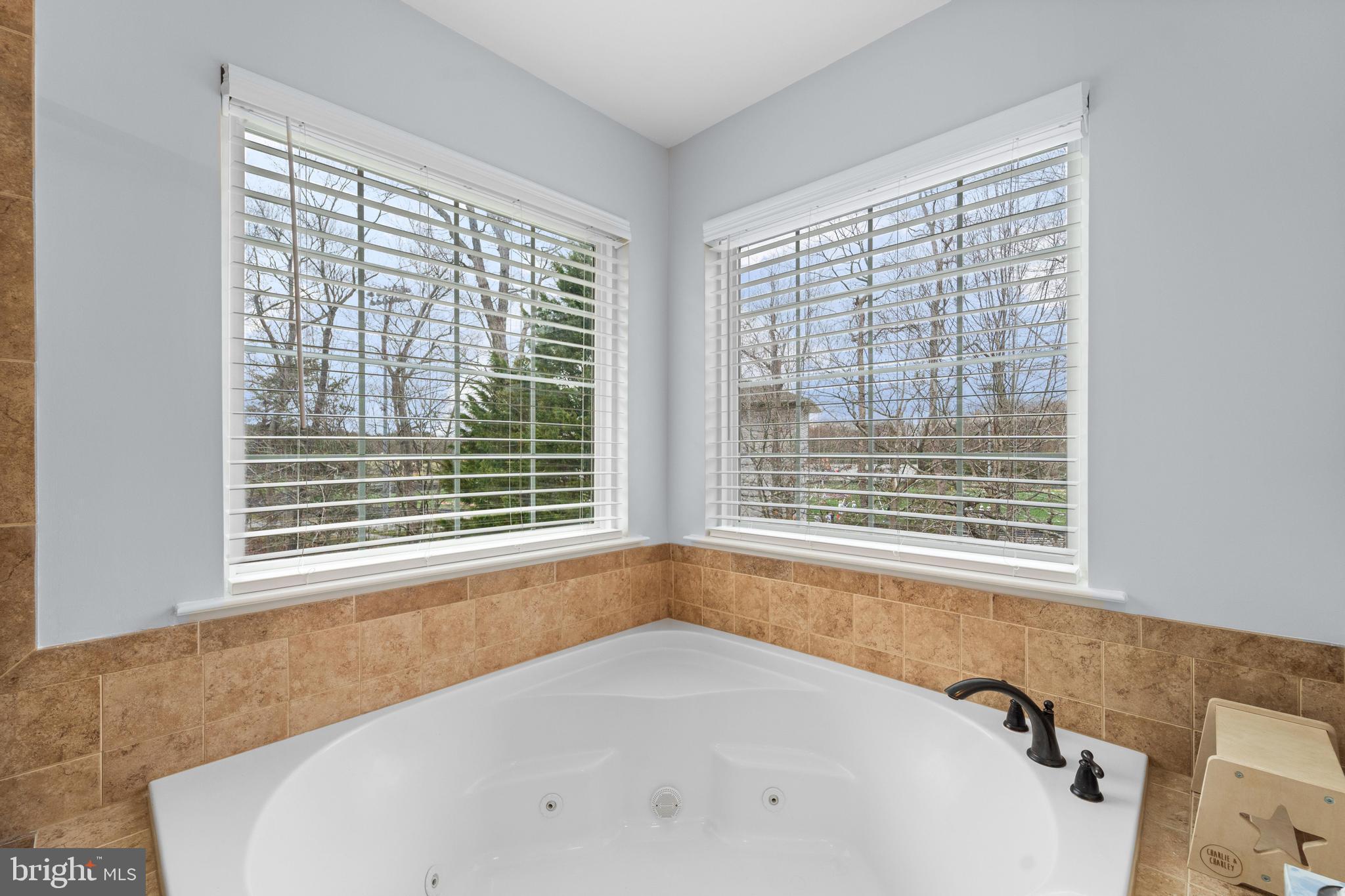 PRESWICKE HILLS SUB - Residential