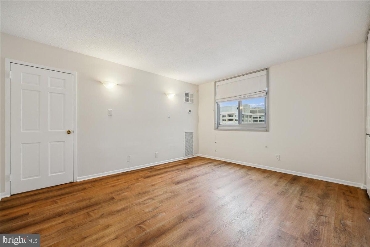 FRIENDSHIP HEIGHTS - Residential