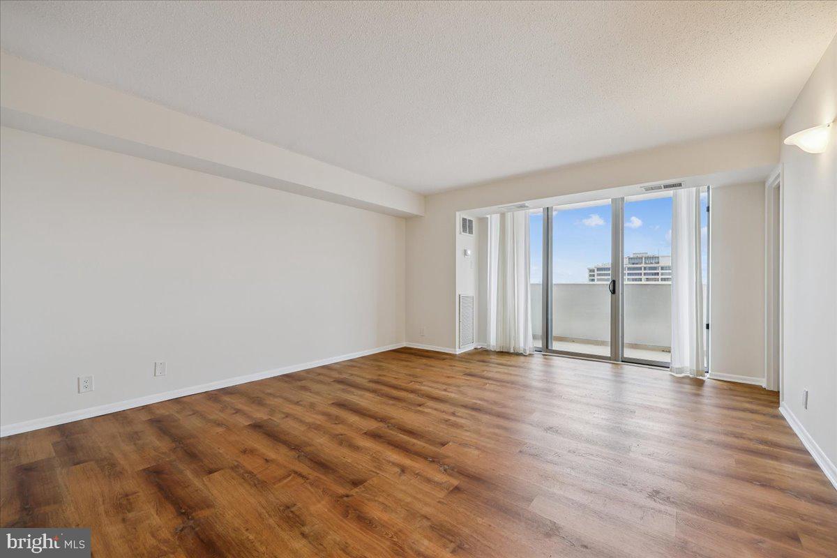 FRIENDSHIP HEIGHTS - Residential