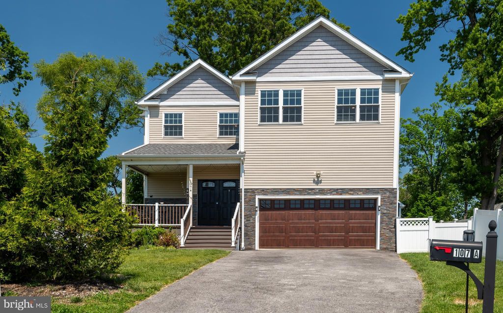 Photo of 107 W Central Avenue, PAOLI, PA 19301 (MLS # PACT2126264)