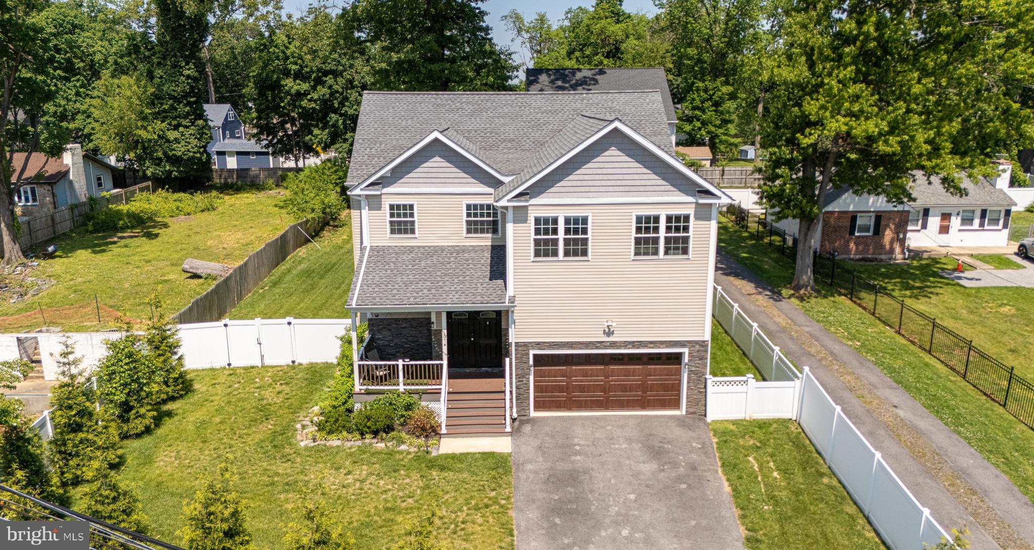 107A W CENTRAL AVENUE