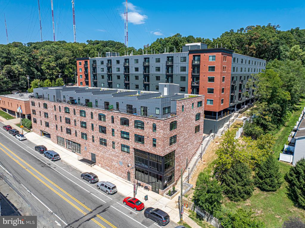 ROXBOROUGH - Residential Lease