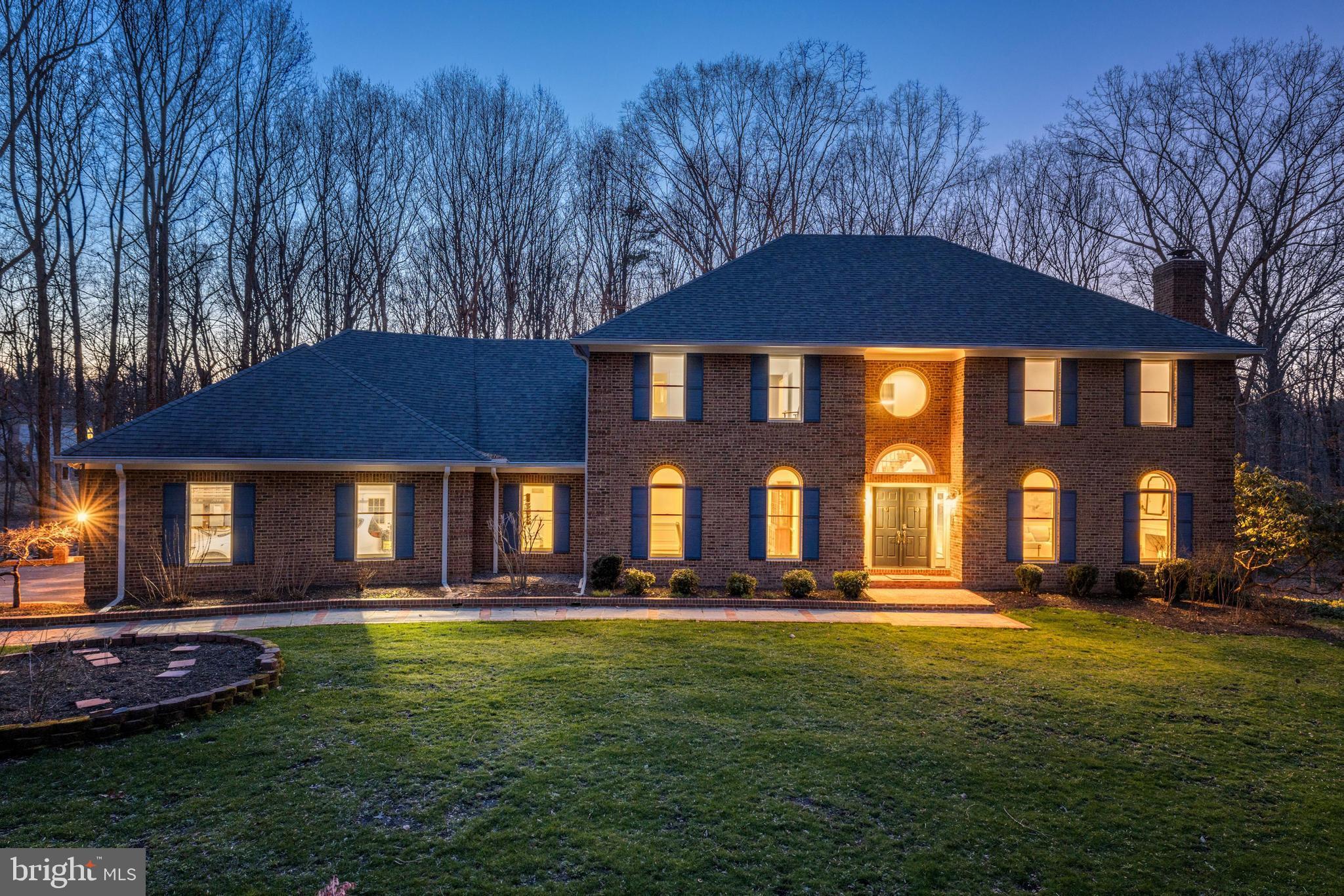 CHINQUAPIN MANOR - Residential