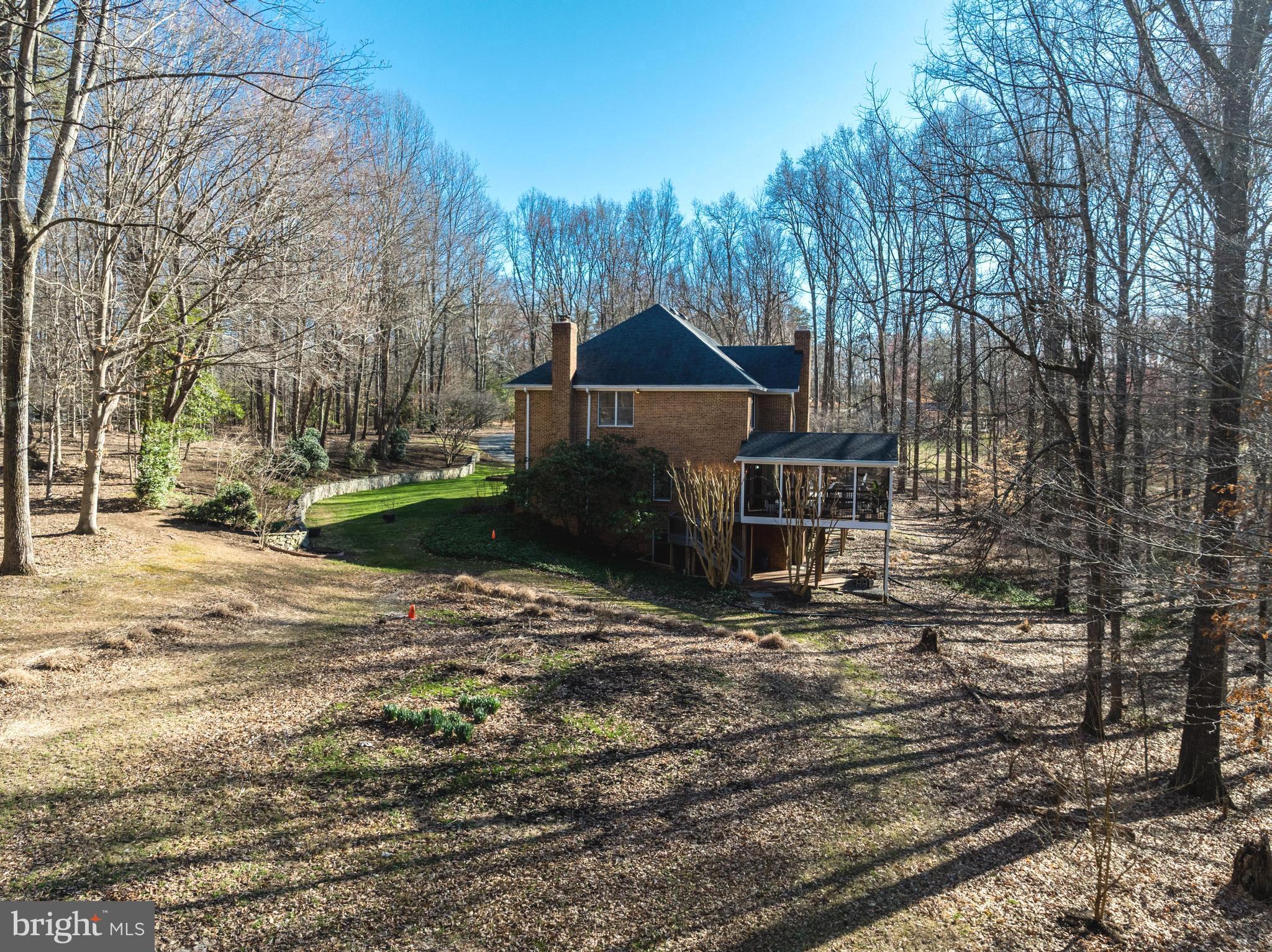 CHINQUAPIN MANOR - Residential