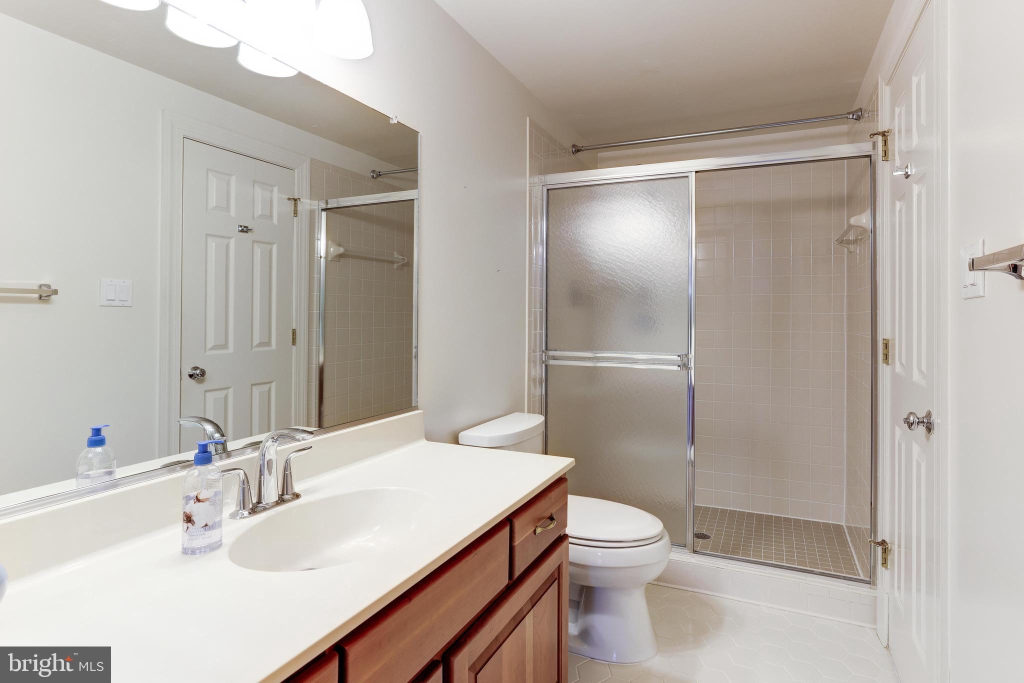 CHINQUAPIN MANOR - Residential