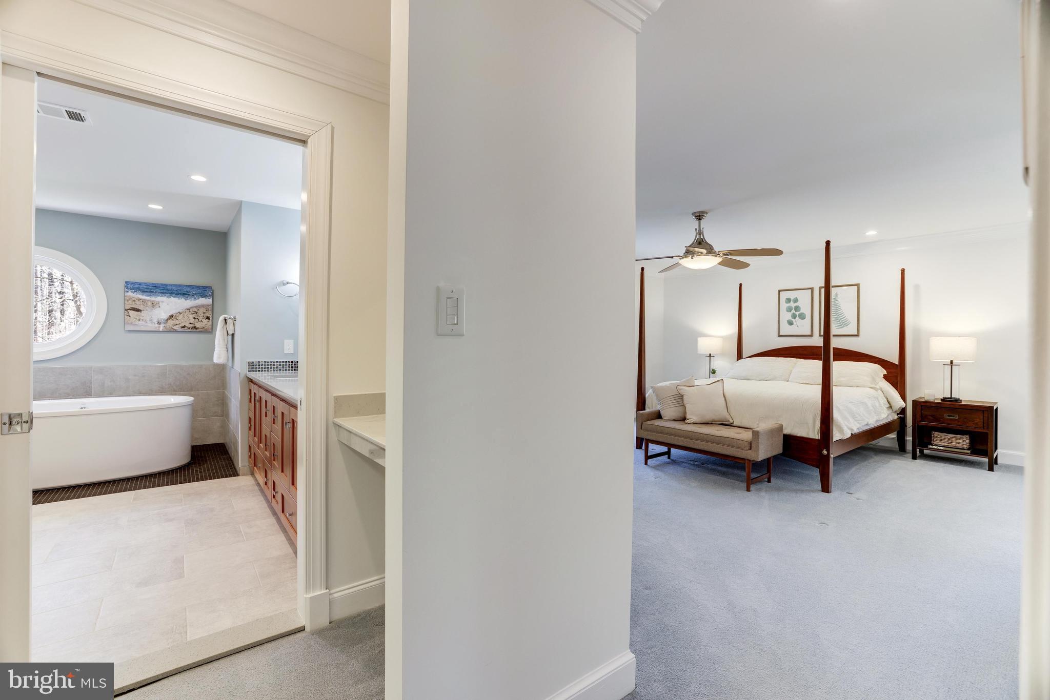 CHINQUAPIN MANOR - Residential