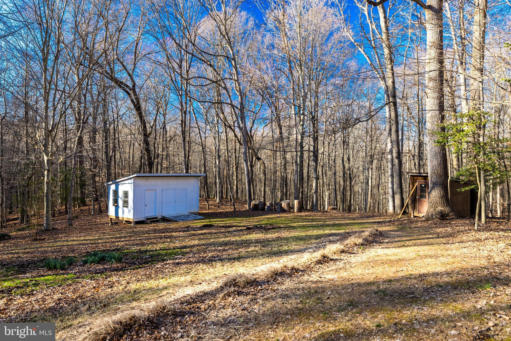 CHINQUAPIN MANOR - Residential