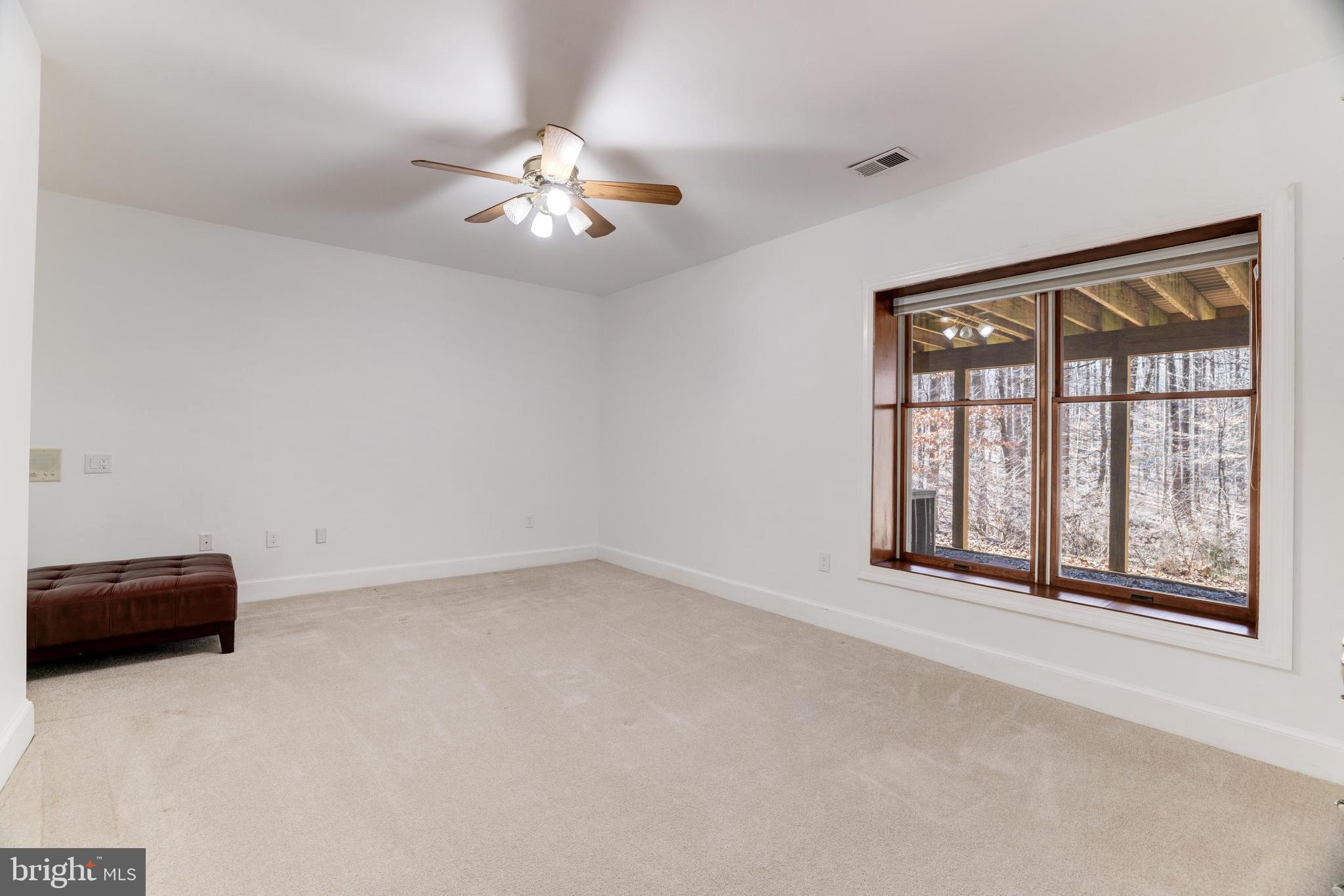 CHINQUAPIN MANOR - Residential