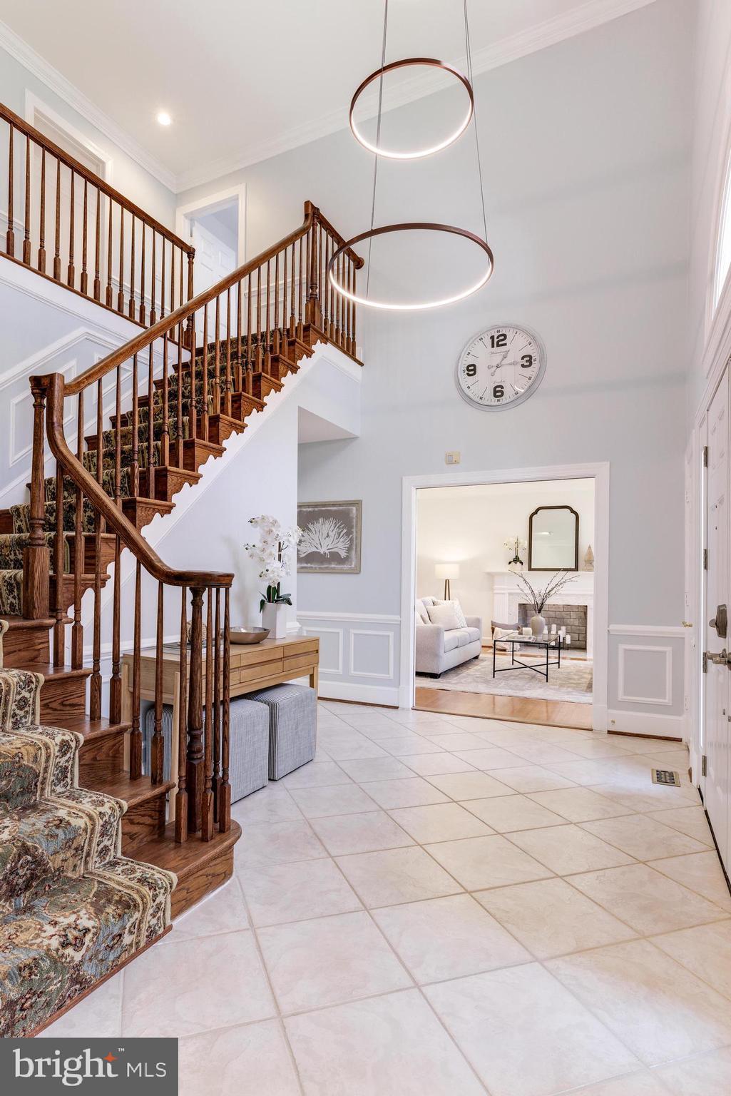 CHINQUAPIN MANOR - Residential