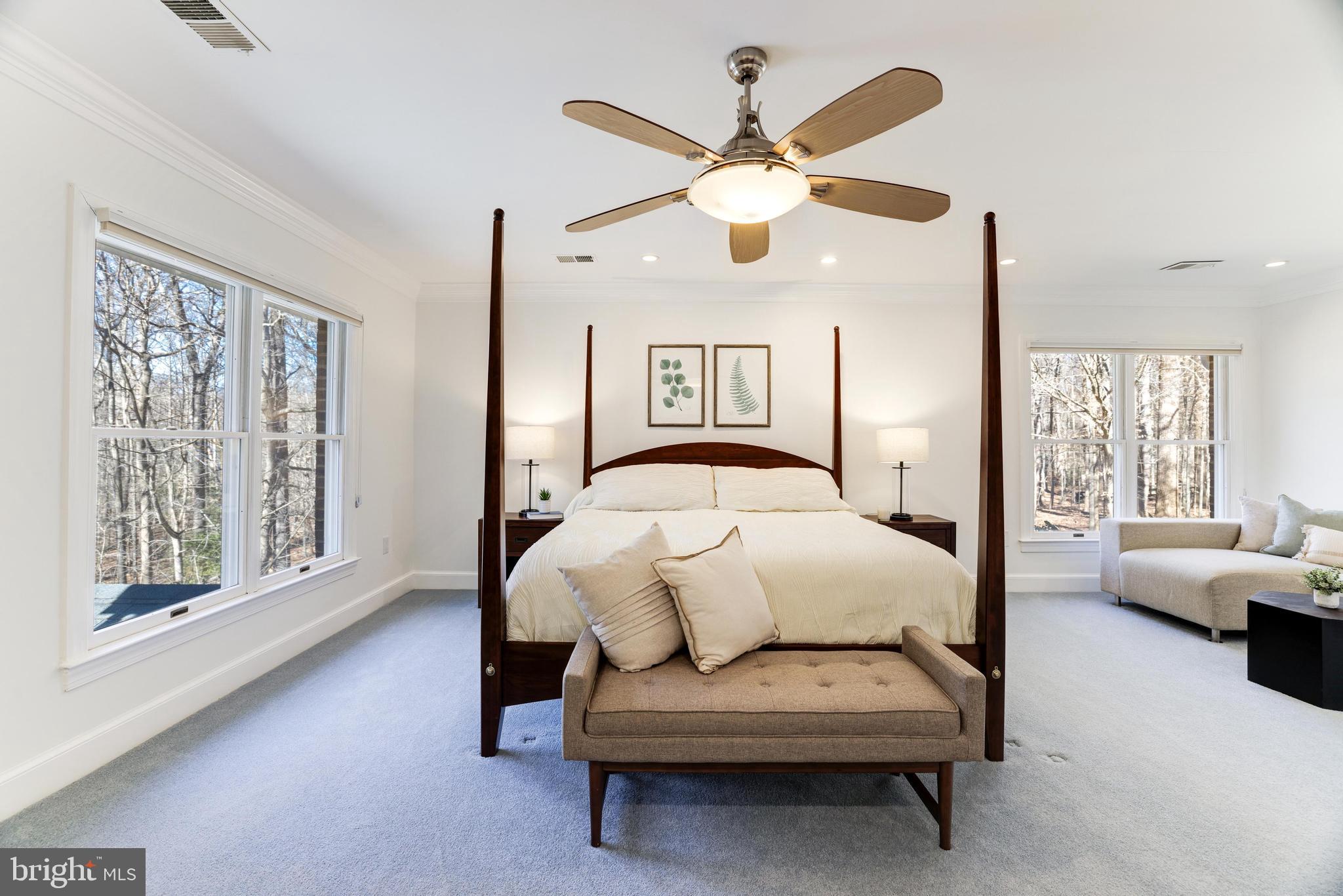 CHINQUAPIN MANOR - Residential