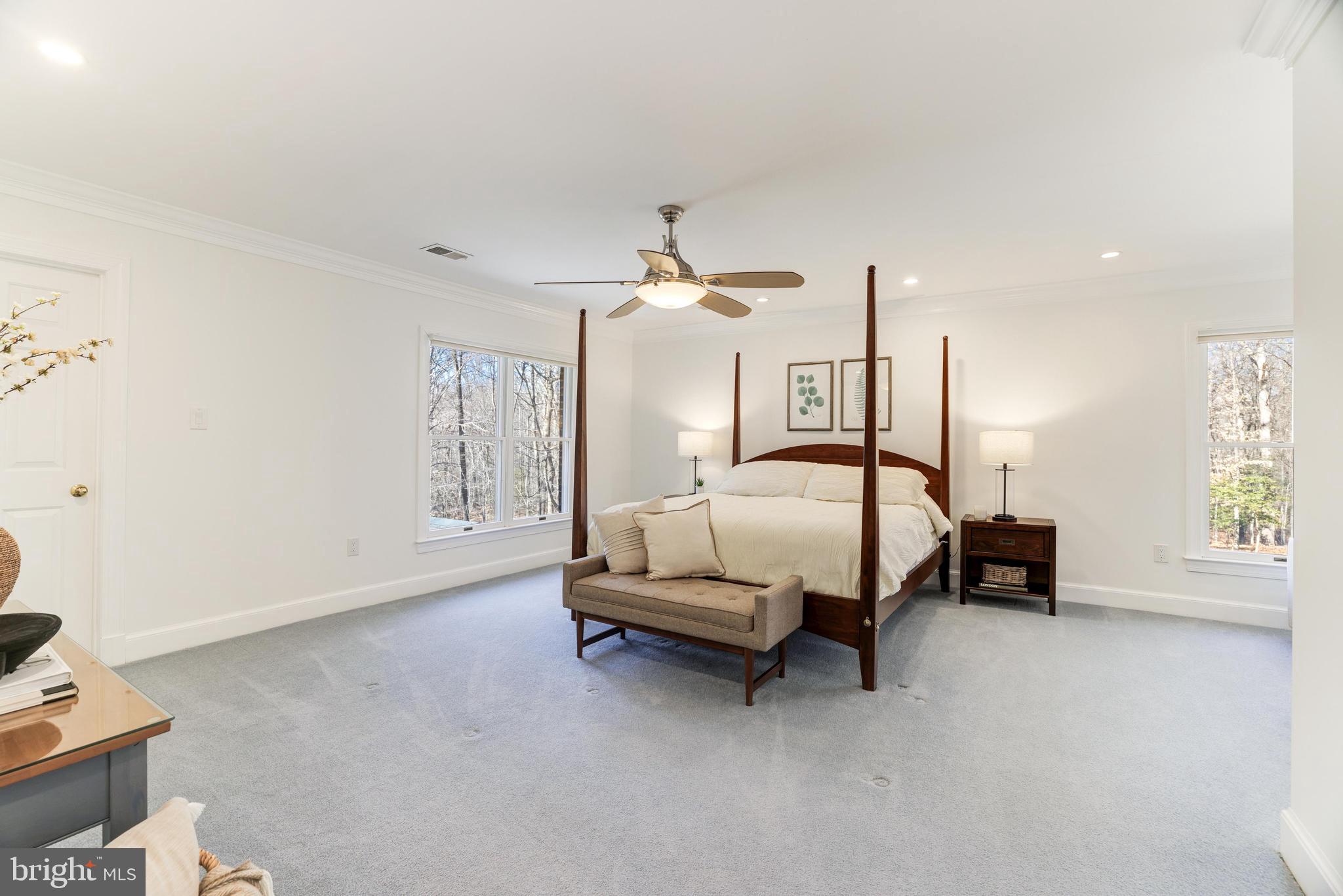 CHINQUAPIN MANOR - Residential